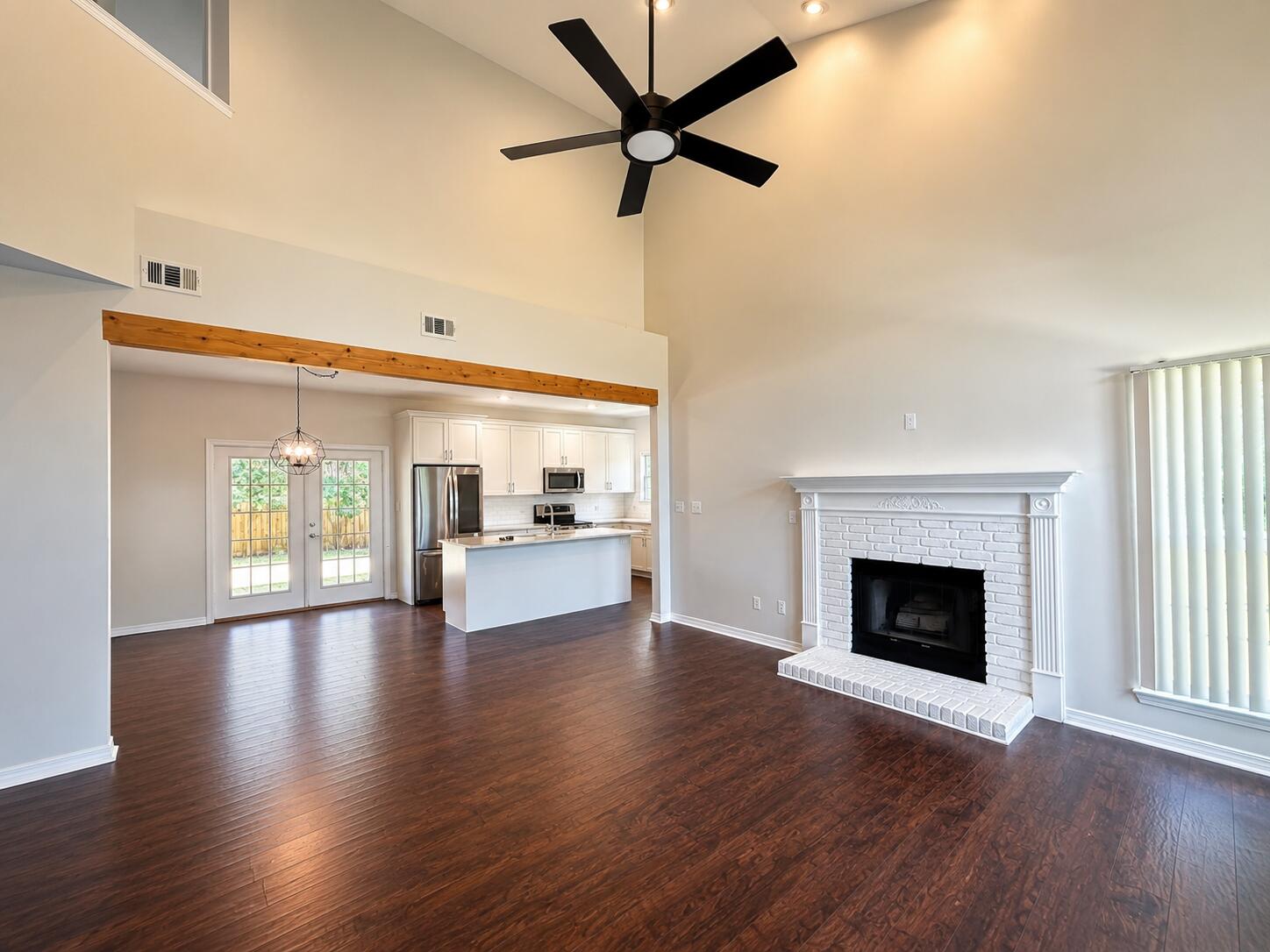 NORTH RIDGE CREEK S/D 1ST ADDN - Residential Lease