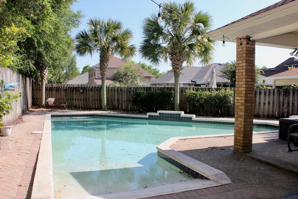 NORTH RIDGE CREEK S/D 1ST ADDN - Residential Lease