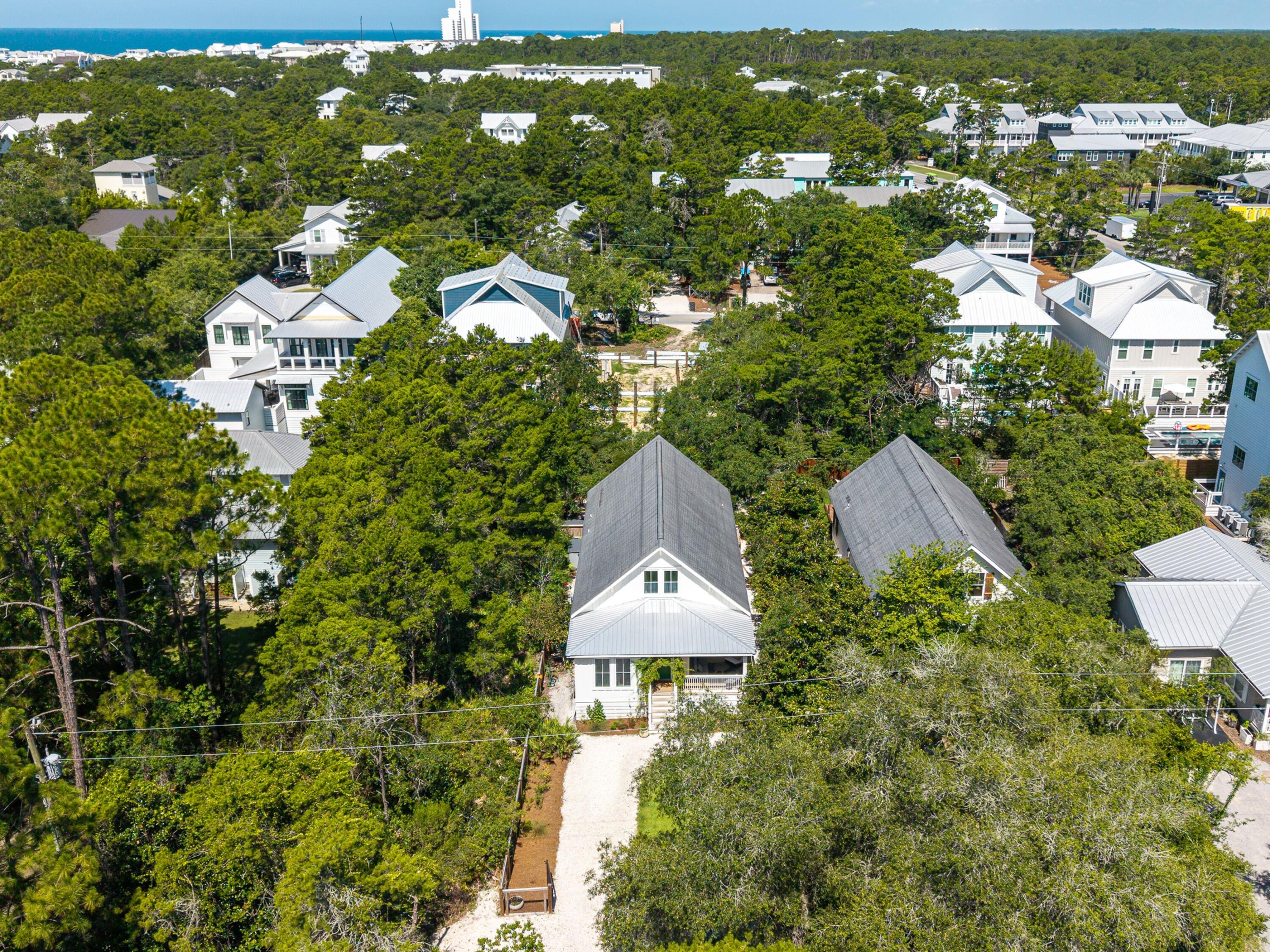 EASTERN LAKE S/D - Residential