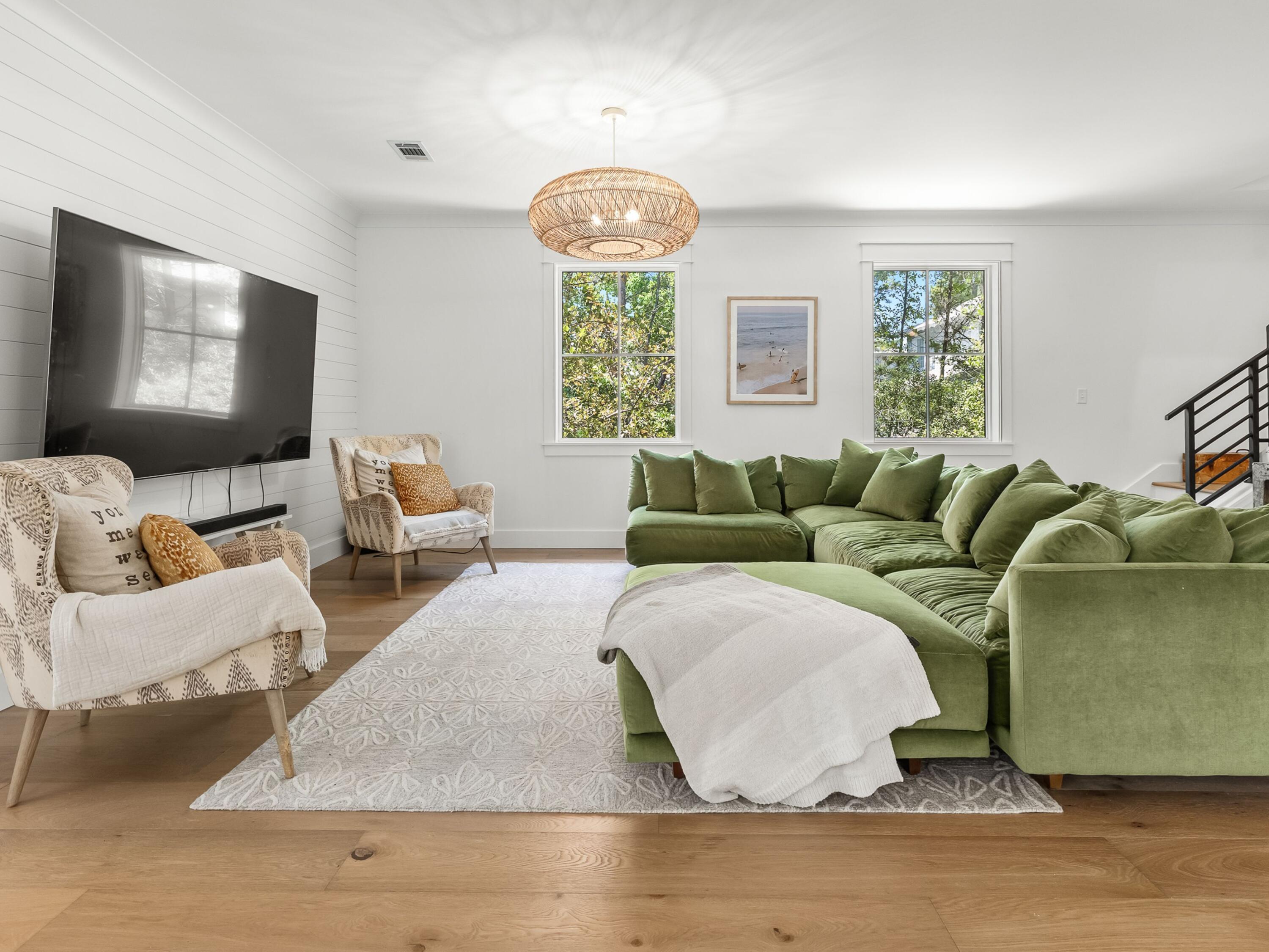 EASTERN LAKE S/D - Residential