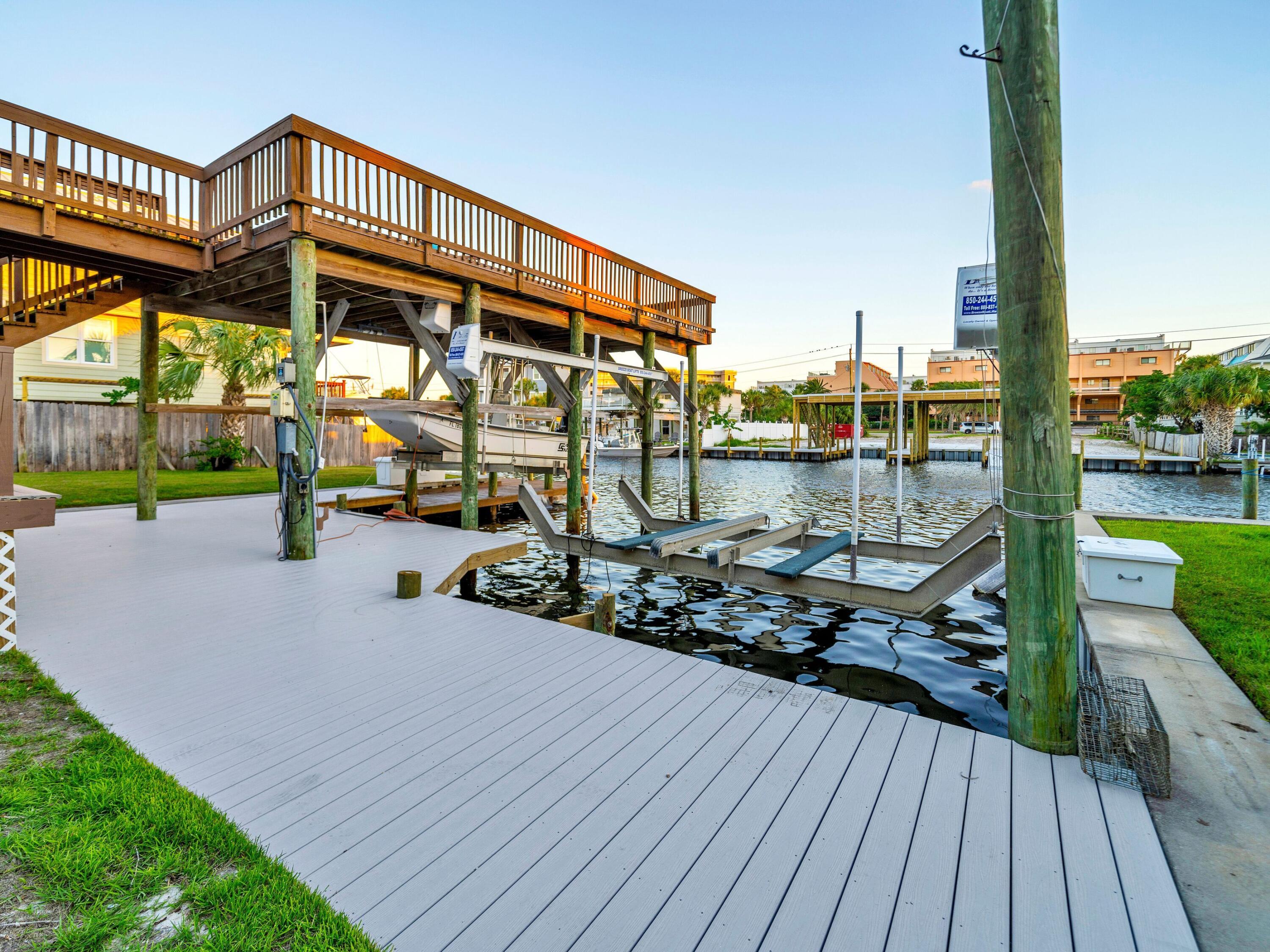 HOLIDAY ISLE - Residential