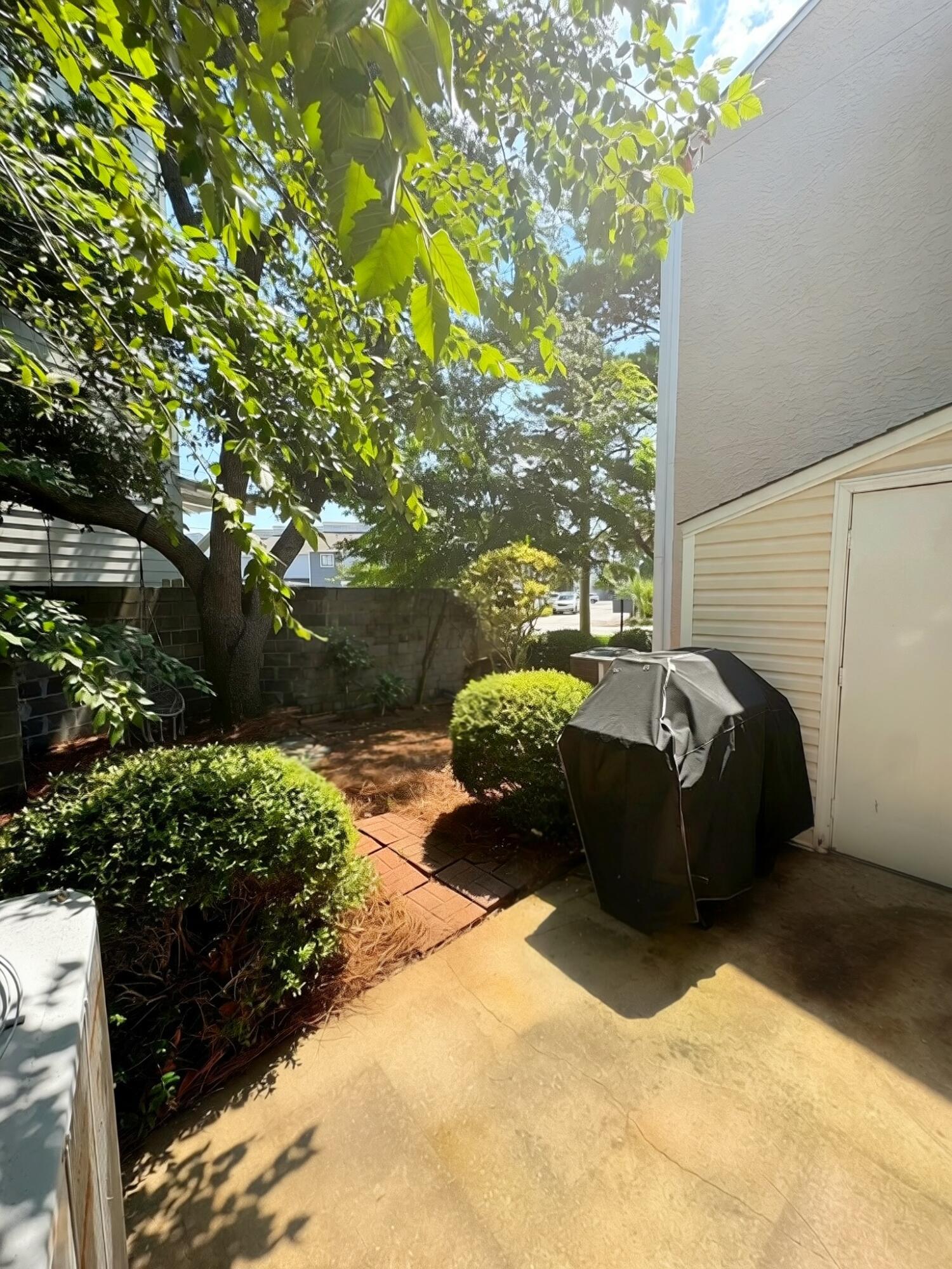 WOODLAND SHORES T/H PH 3 - Residential