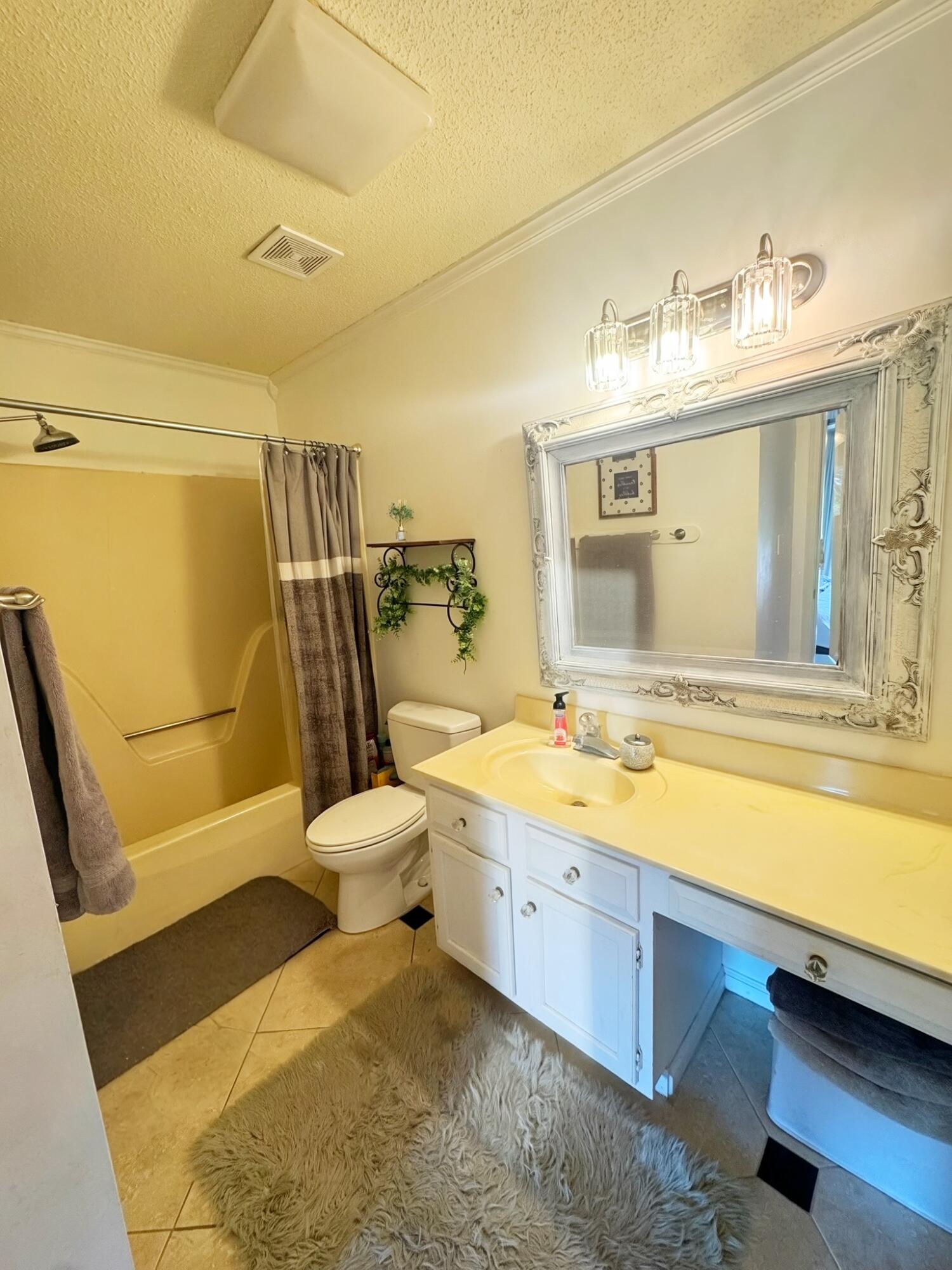 WOODLAND SHORES T/H PH 3 - Residential