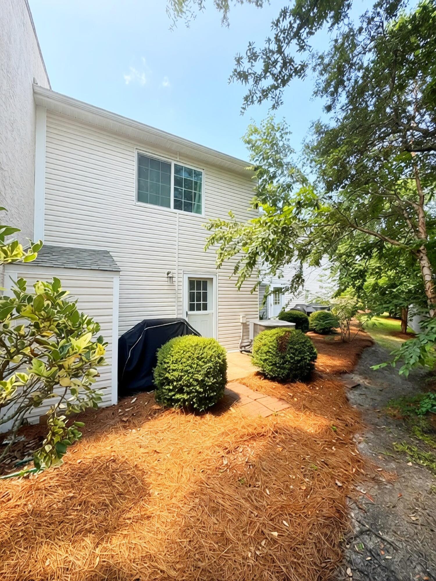 WOODLAND SHORES T/H PH 3 - Residential