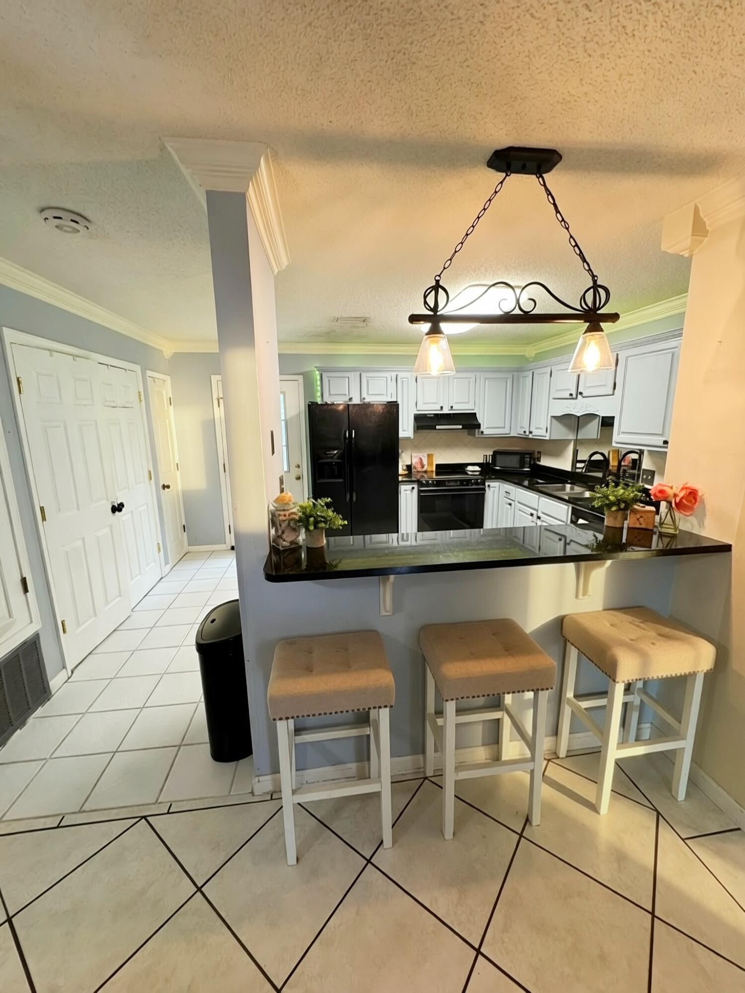 WOODLAND SHORES T/H PH 3 - Residential