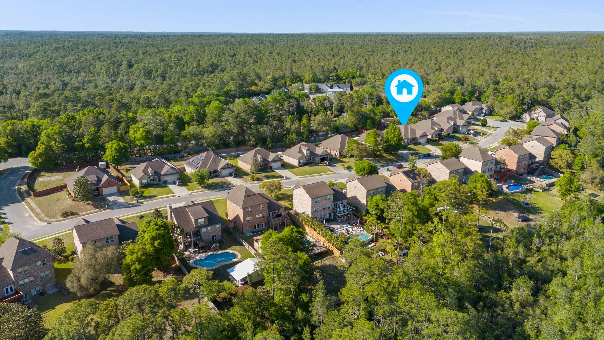 HAWK'S LANDING - Residential