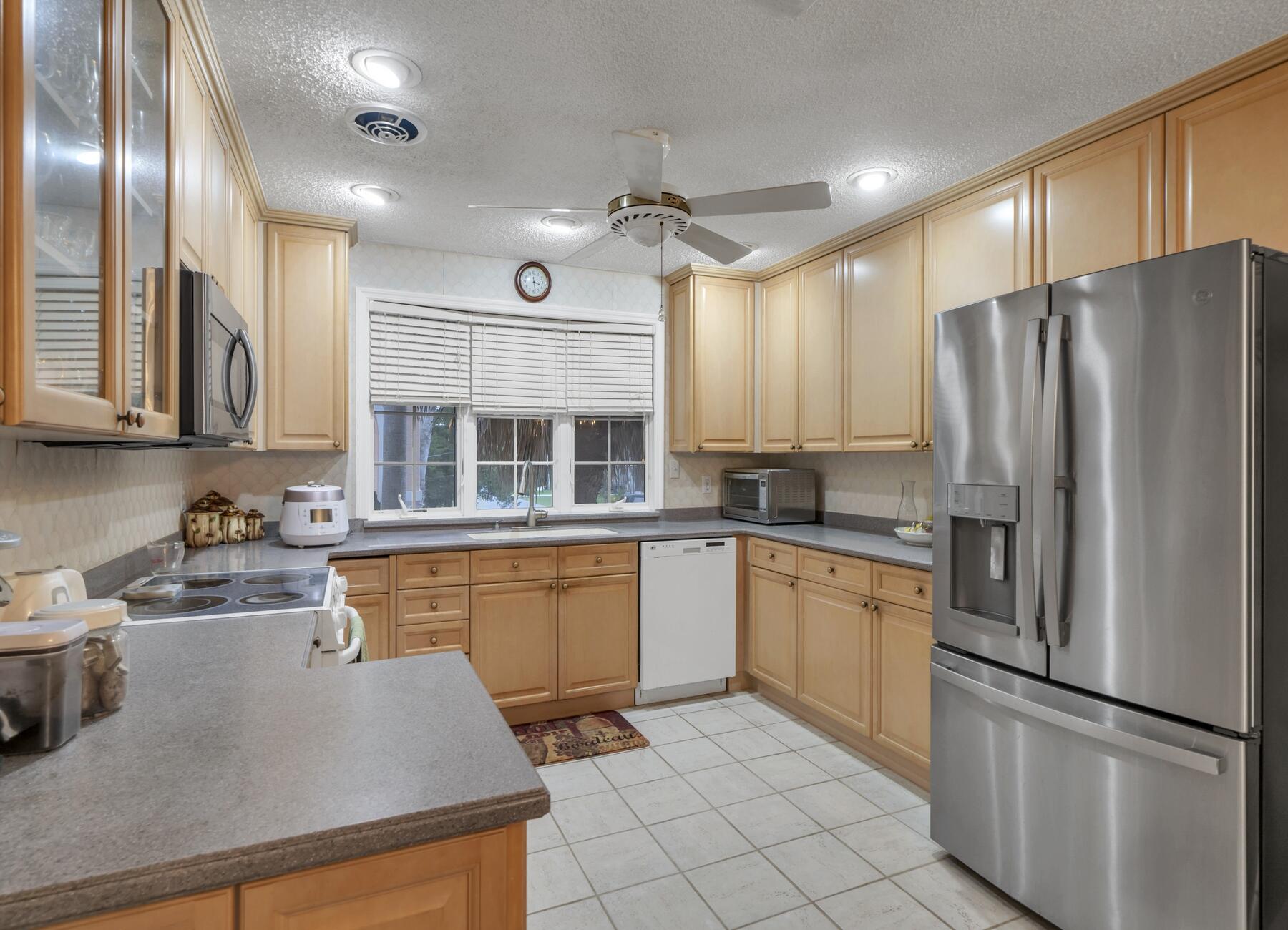 BAYOU PINES UNREC - Residential