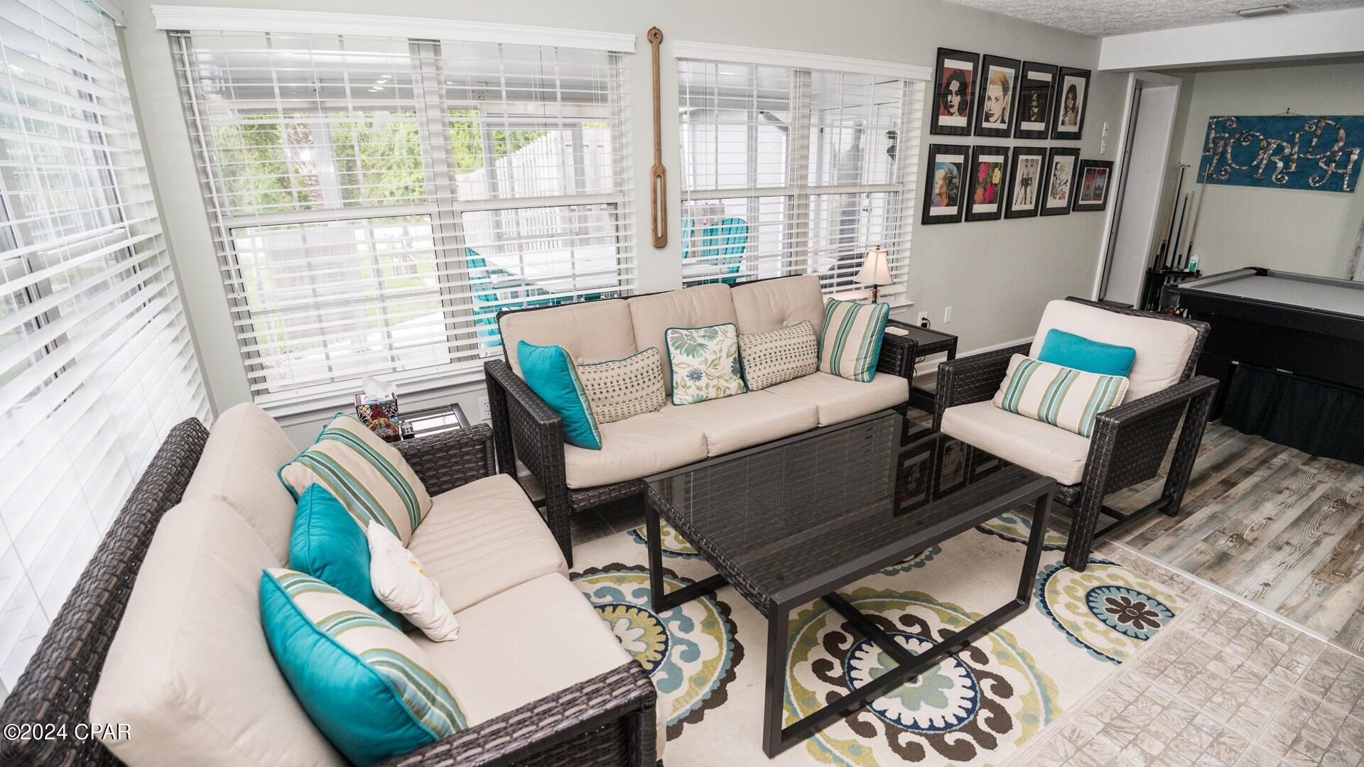 SEACLUSION BEACH - Residential