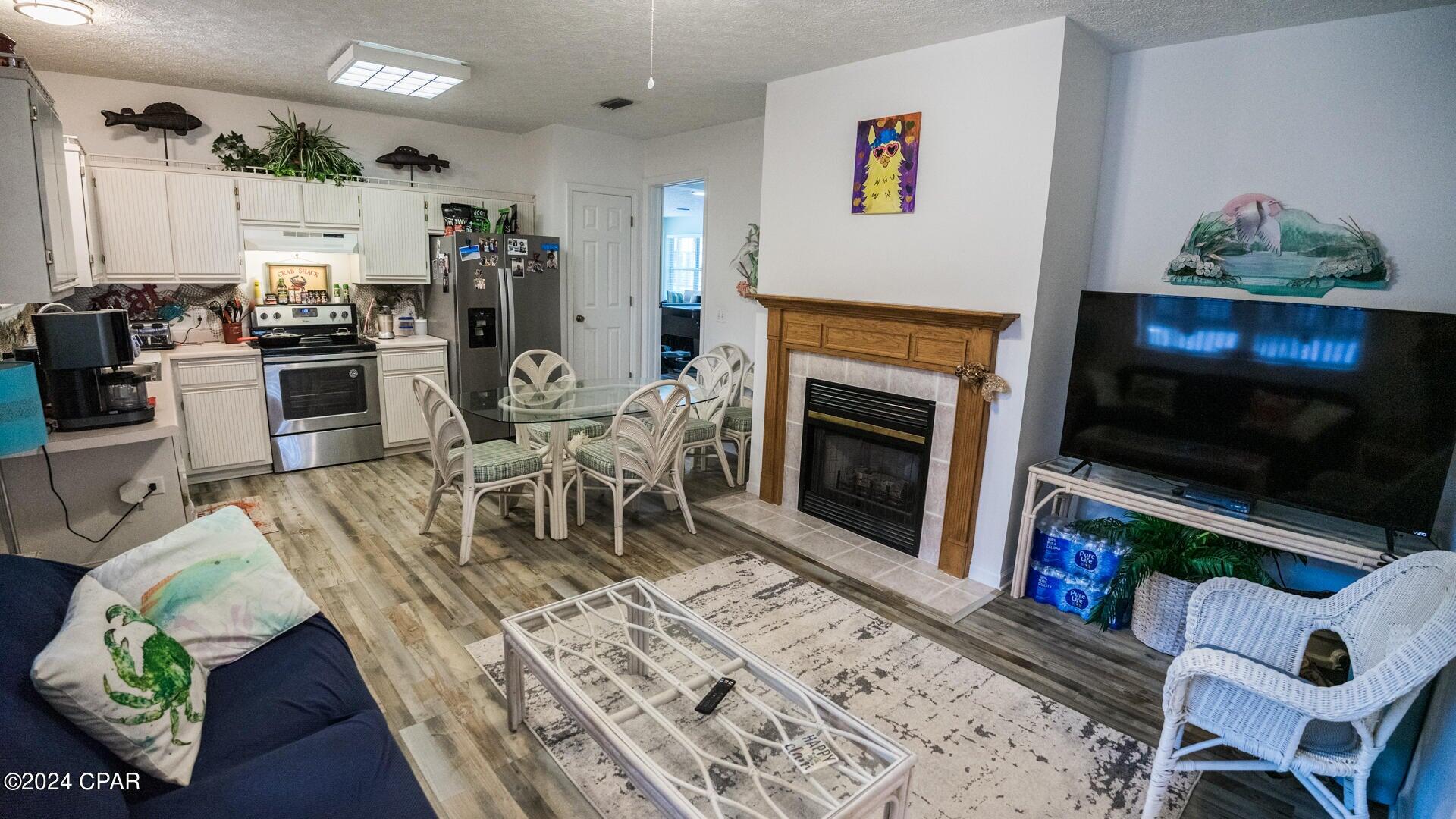 SEACLUSION BEACH - Residential