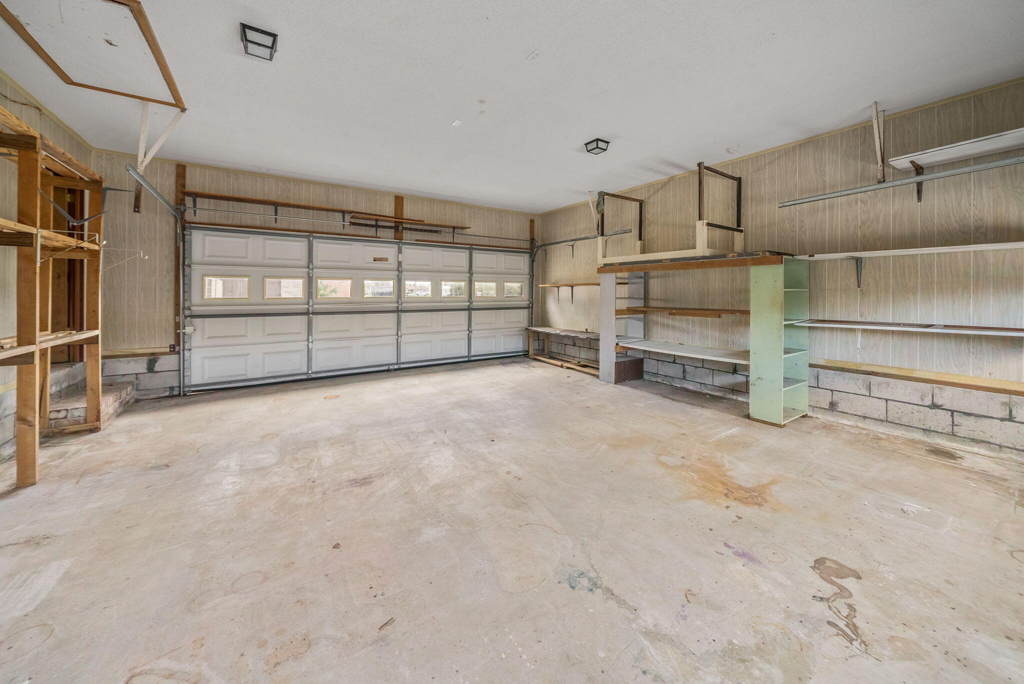 BAYWOOD SHORE ESTATES - Residential