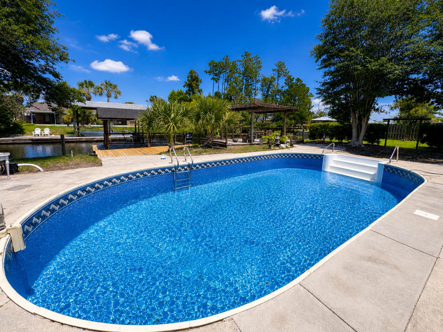 BAYWOOD SHORE ESTATES - Residential