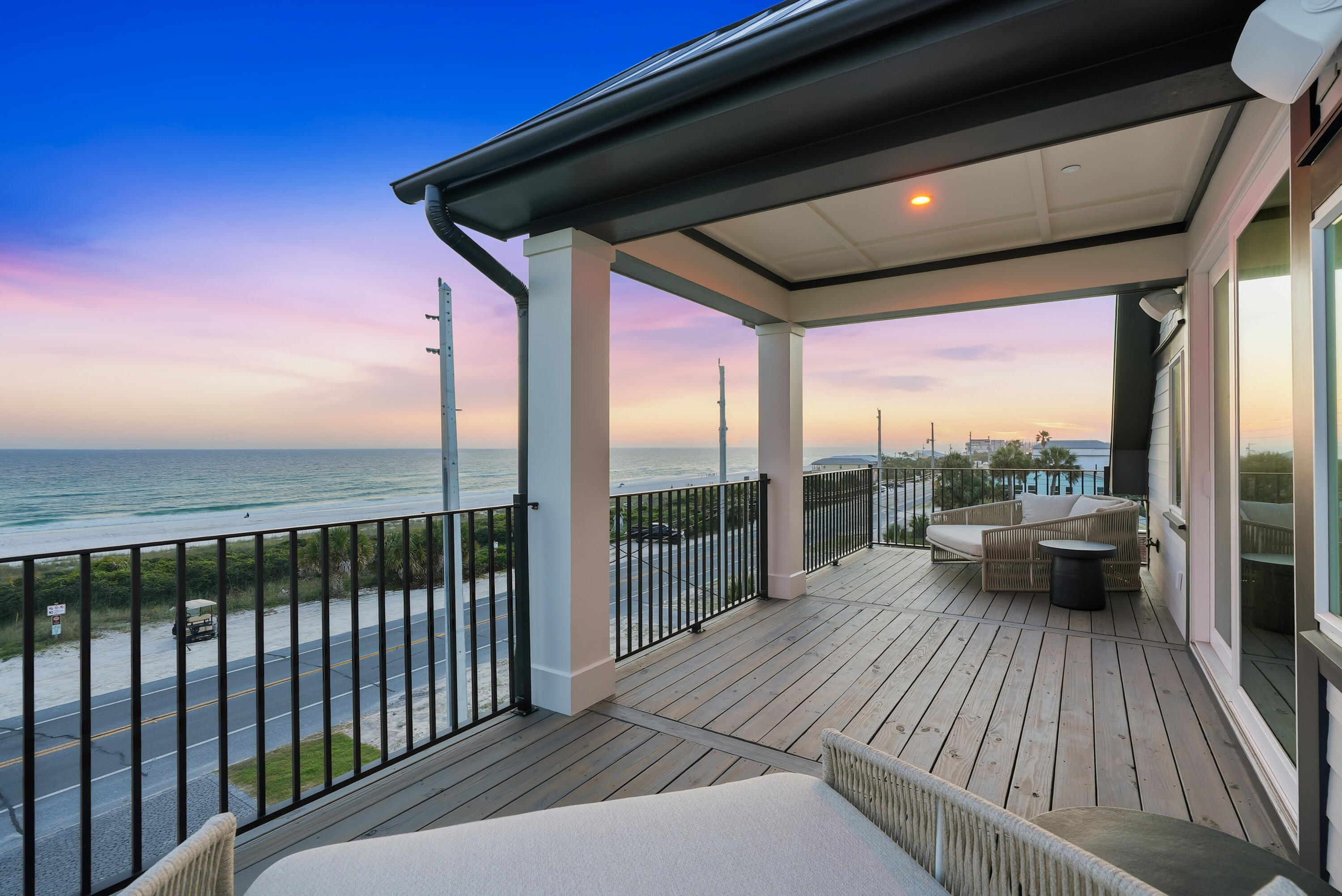 LAGUNA BEACH - Residential