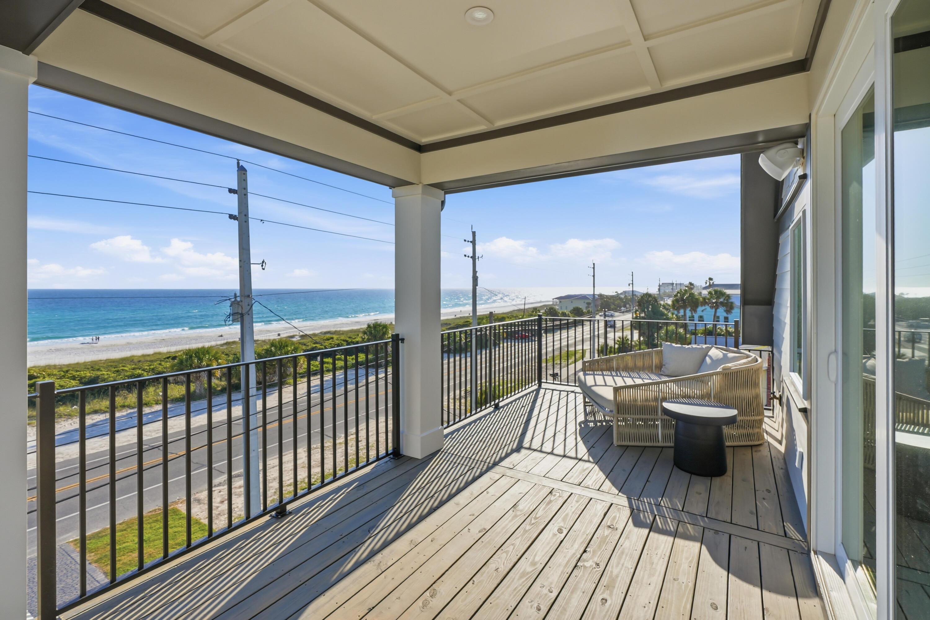 LAGUNA BEACH - Residential