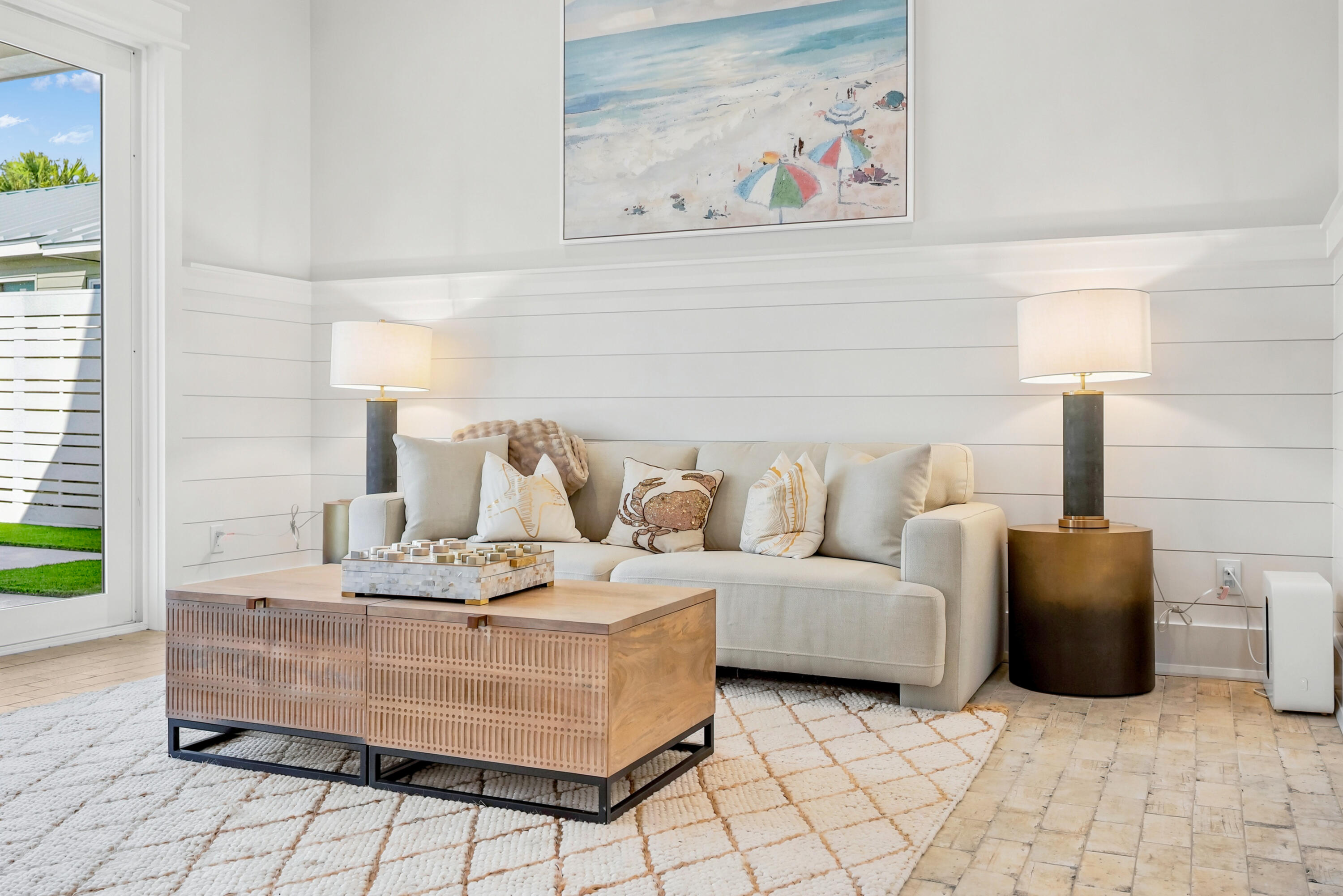 LAGUNA BEACH - Residential
