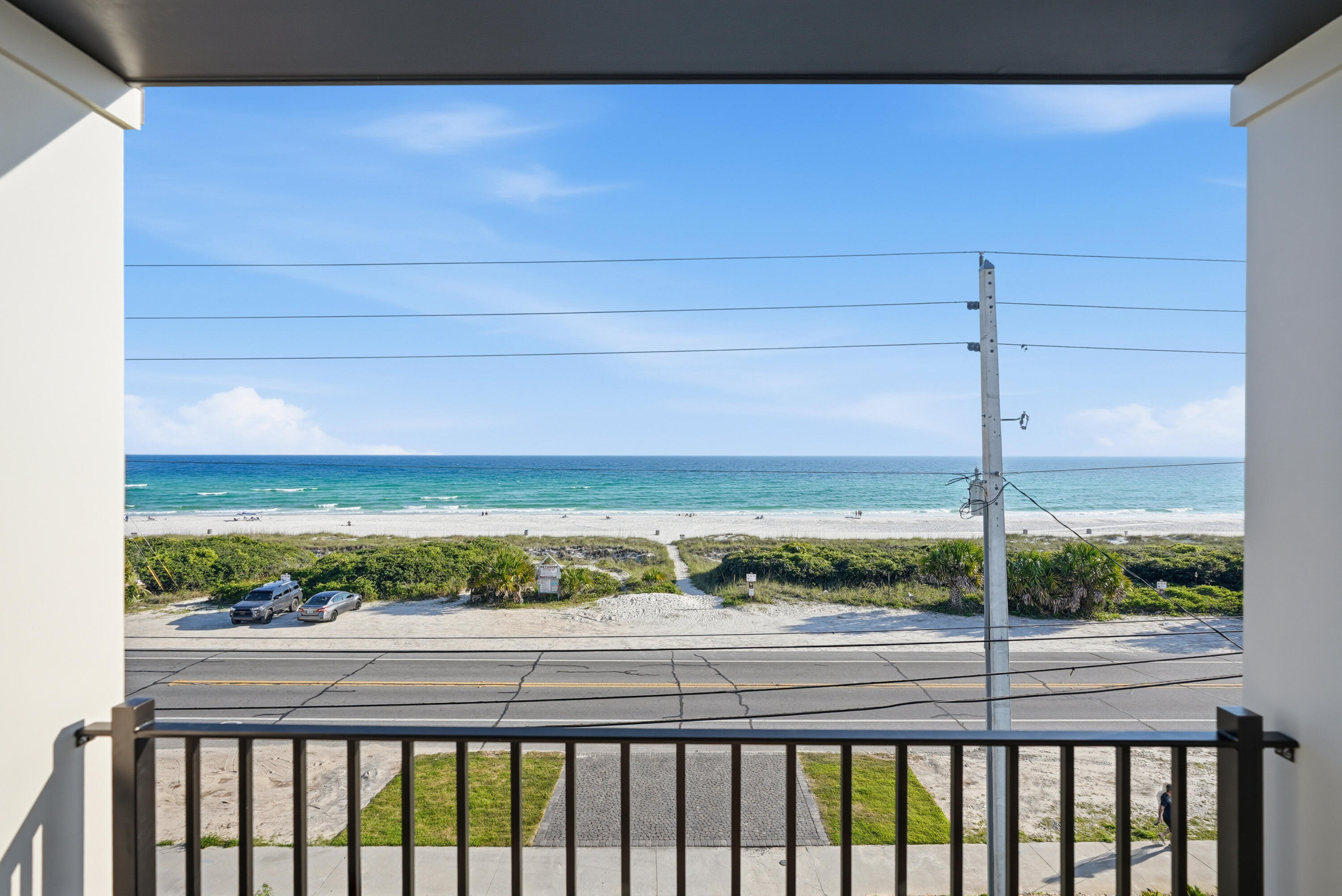 LAGUNA BEACH - Residential