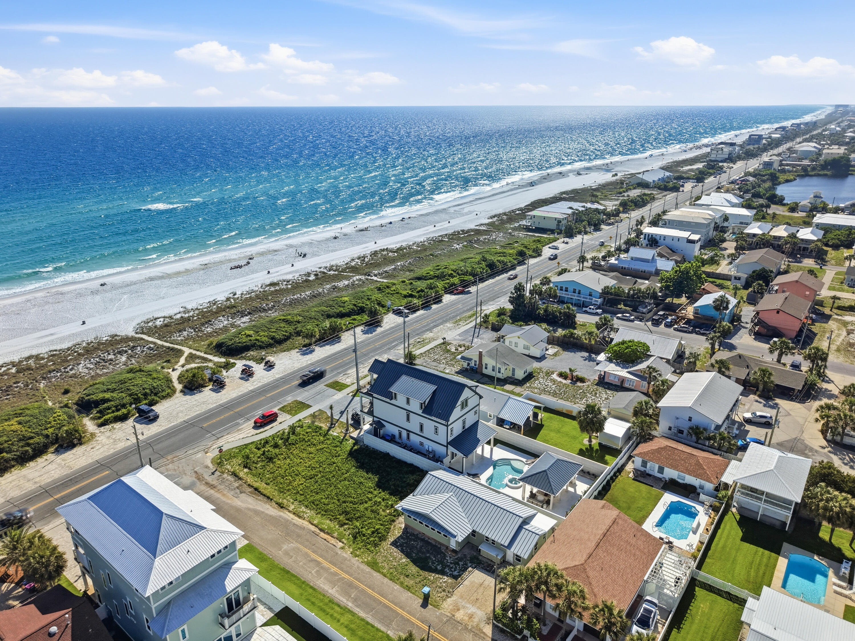 LAGUNA BEACH - Residential