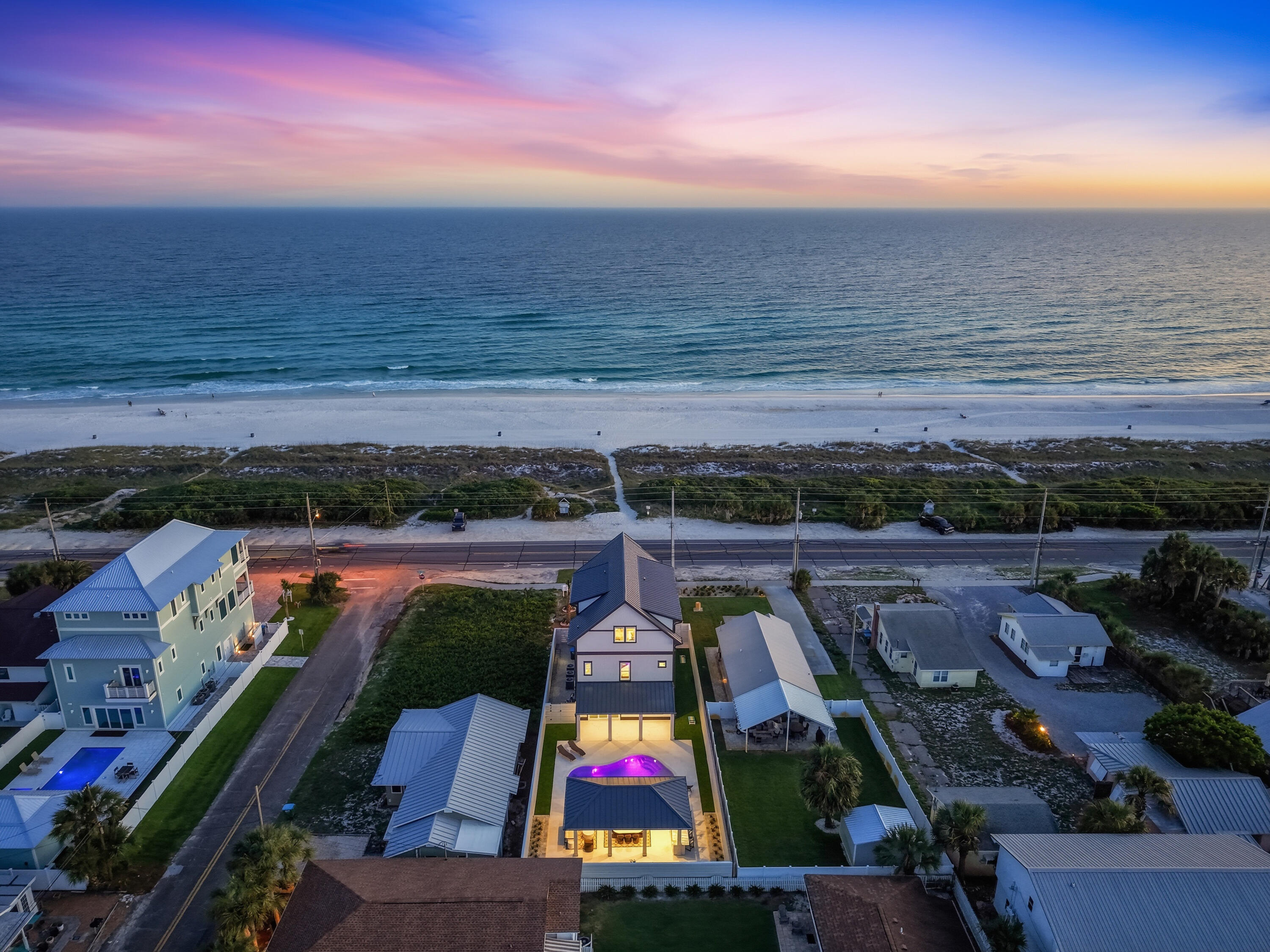 LAGUNA BEACH - Residential