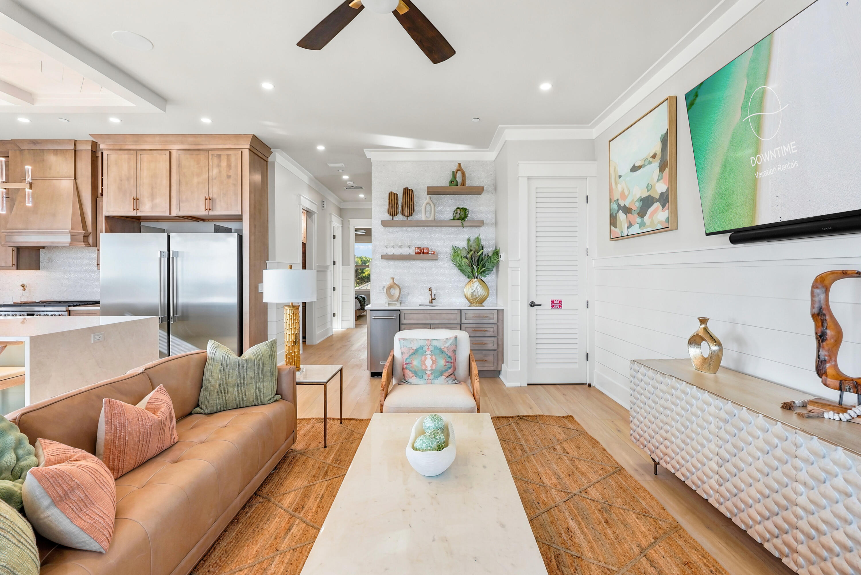 LAGUNA BEACH - Residential