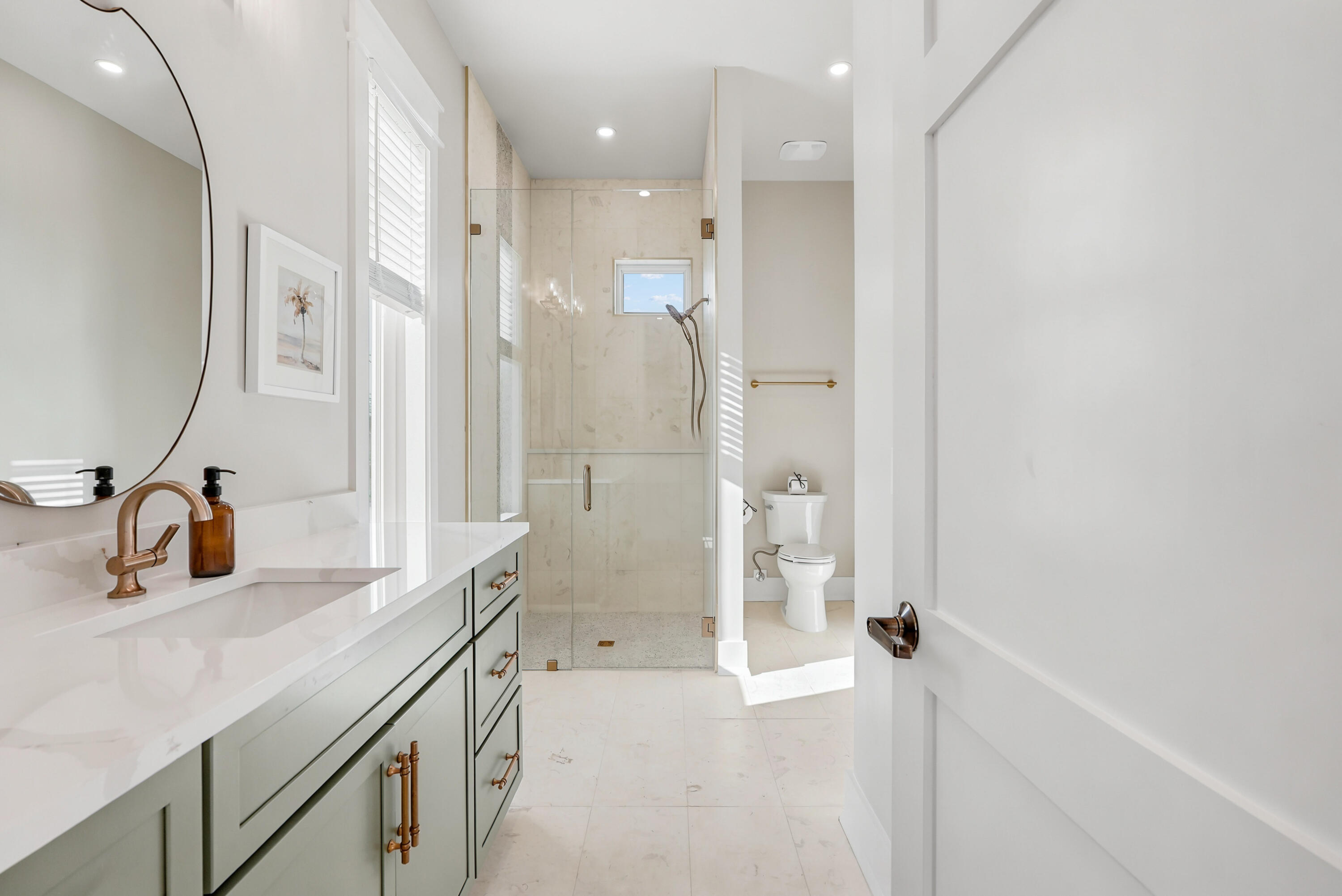 LAGUNA BEACH - Residential