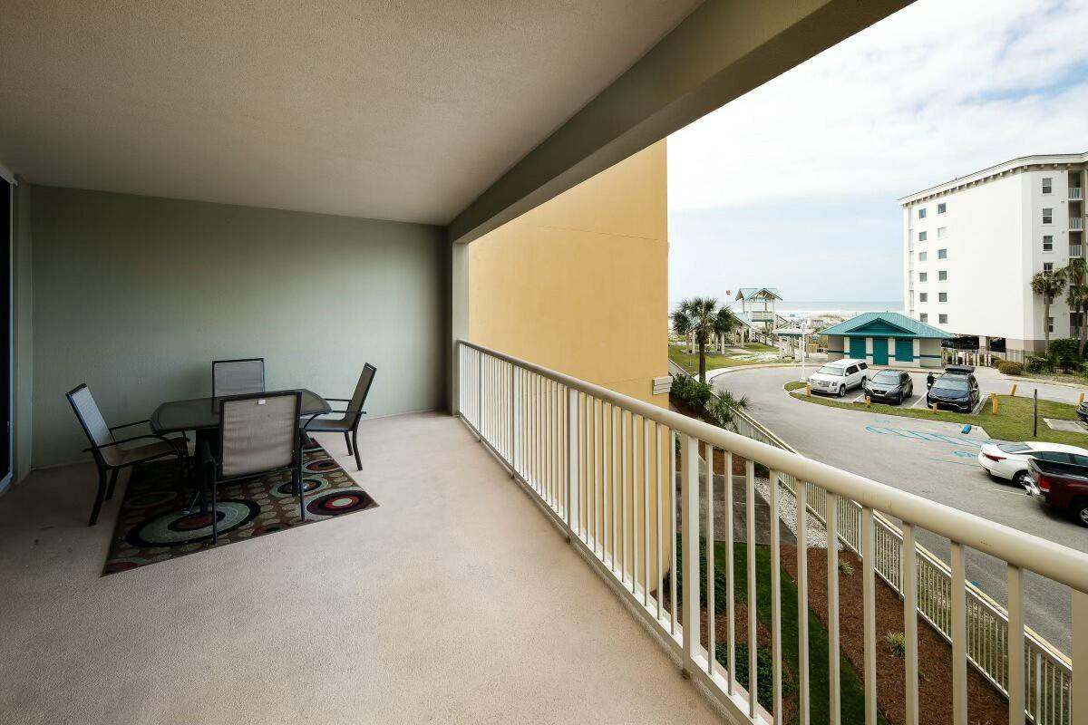 AZURE - Residential