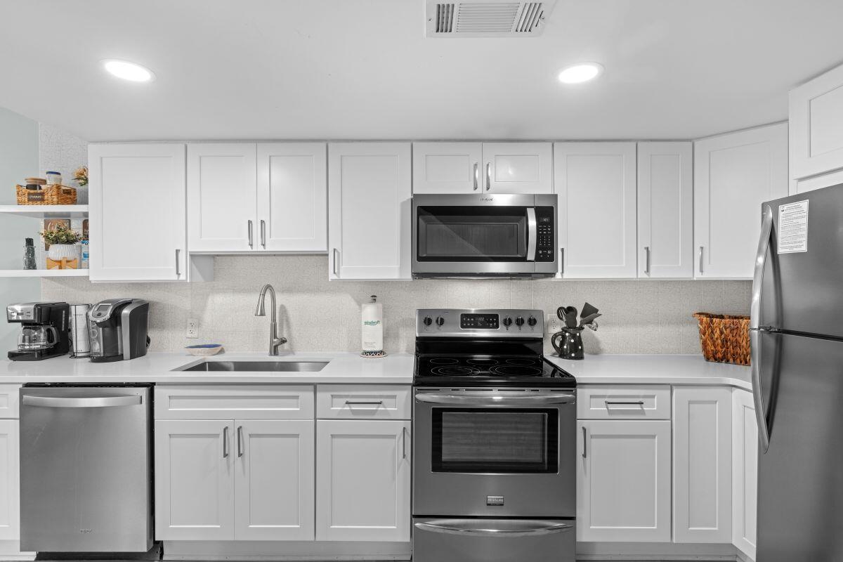 MAGNOLIA VILLAGE CONDO - Residential