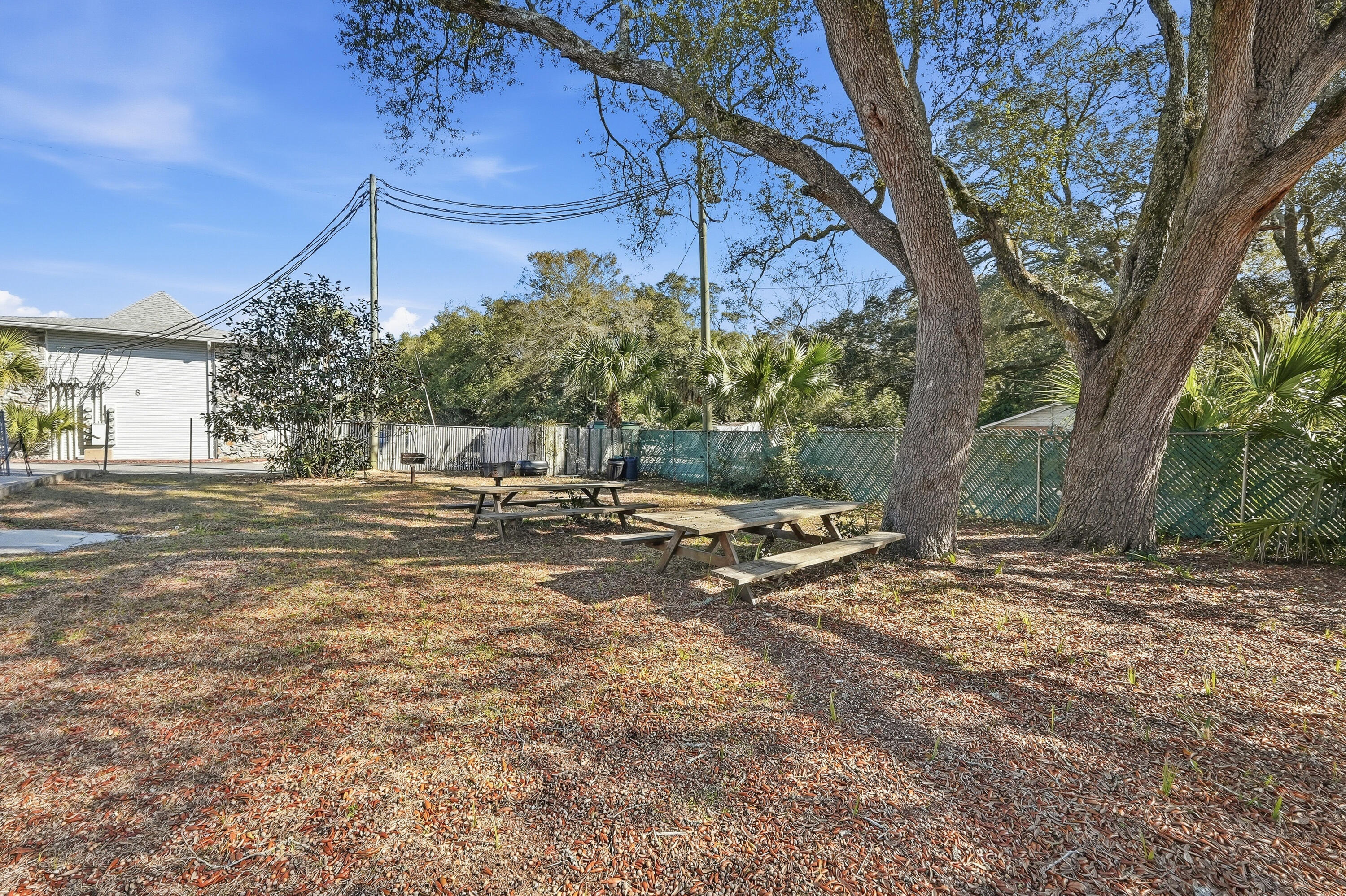 COLLEGE PARK CONDO - Residential Lease