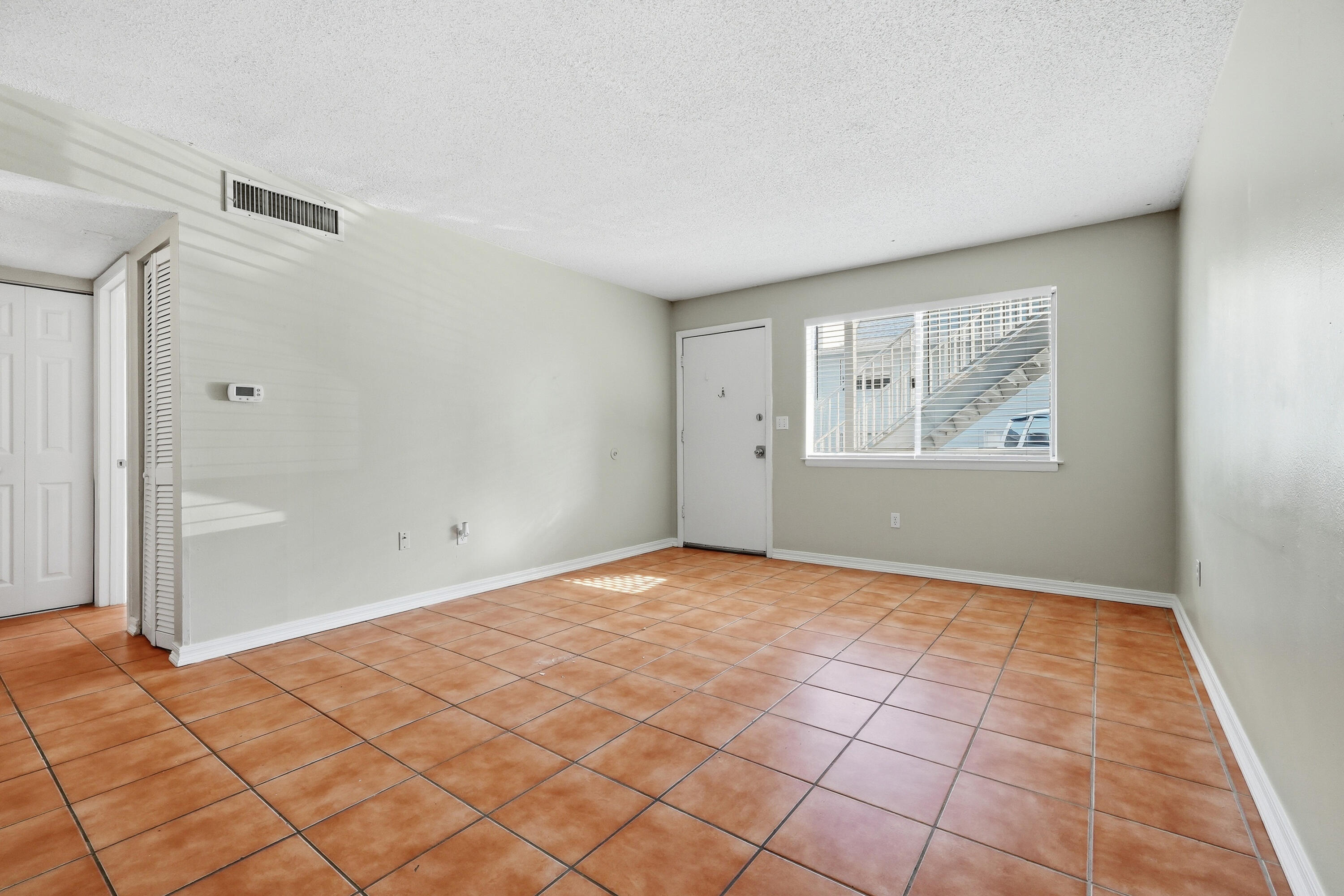 COLLEGE PARK CONDO - Residential Lease