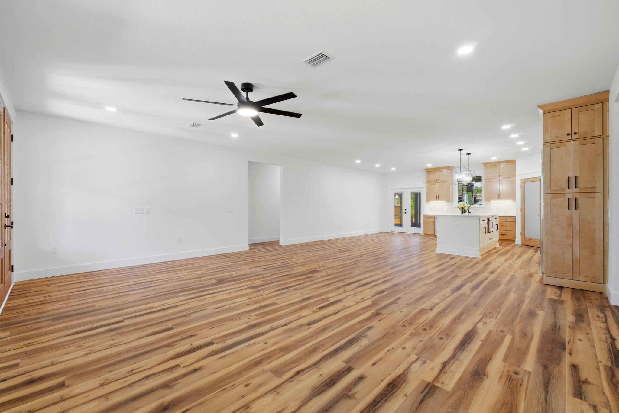 EAST BAY RIVER ESTATES - Residential