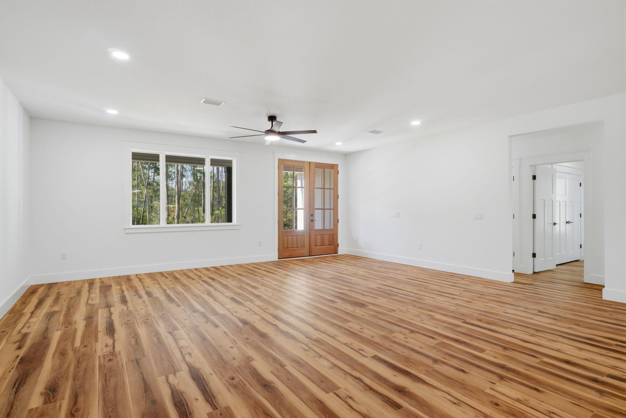 EAST BAY RIVER ESTATES - Residential