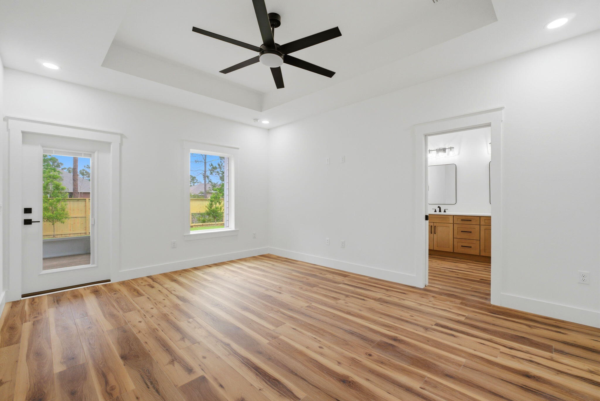 EAST BAY RIVER ESTATES - Residential