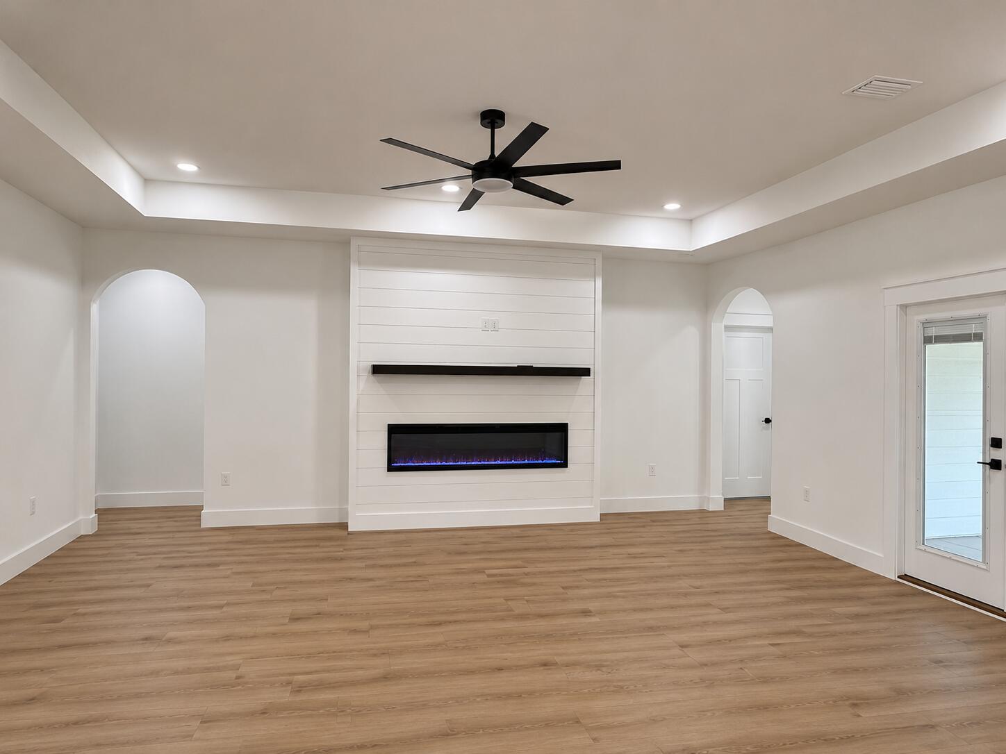 EAST BAY RIVER ESTATES - Residential