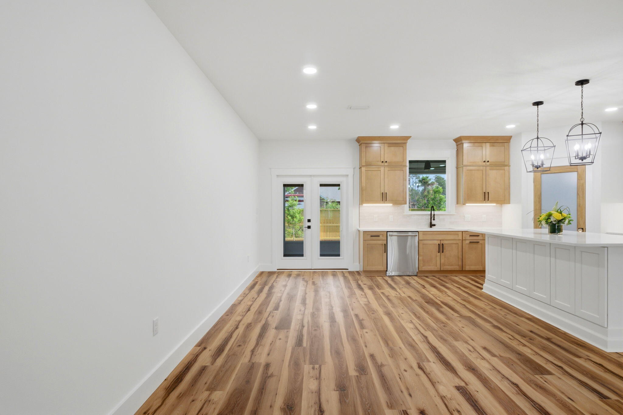 EAST BAY RIVER ESTATES - Residential