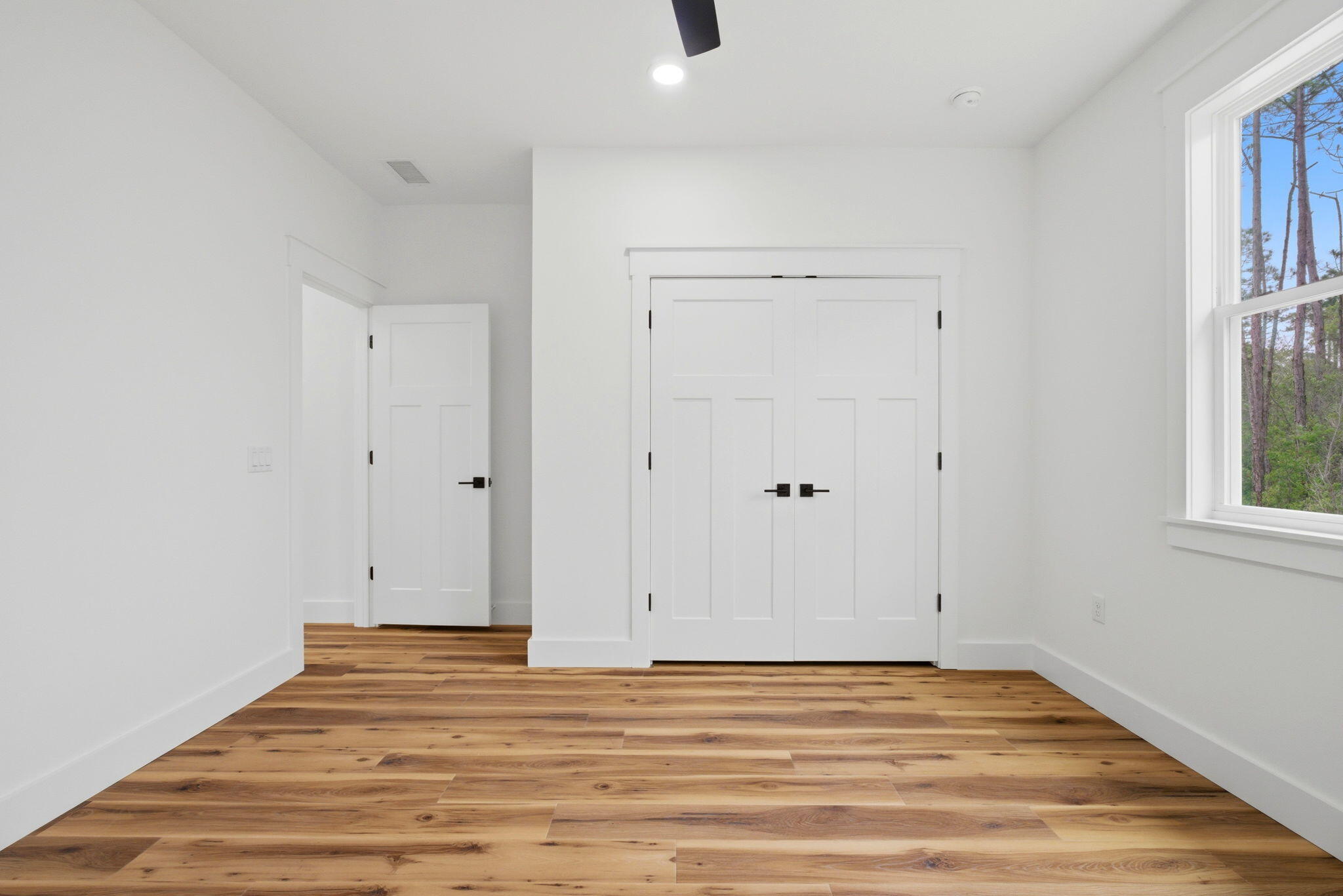 EAST BAY RIVER ESTATES - Residential