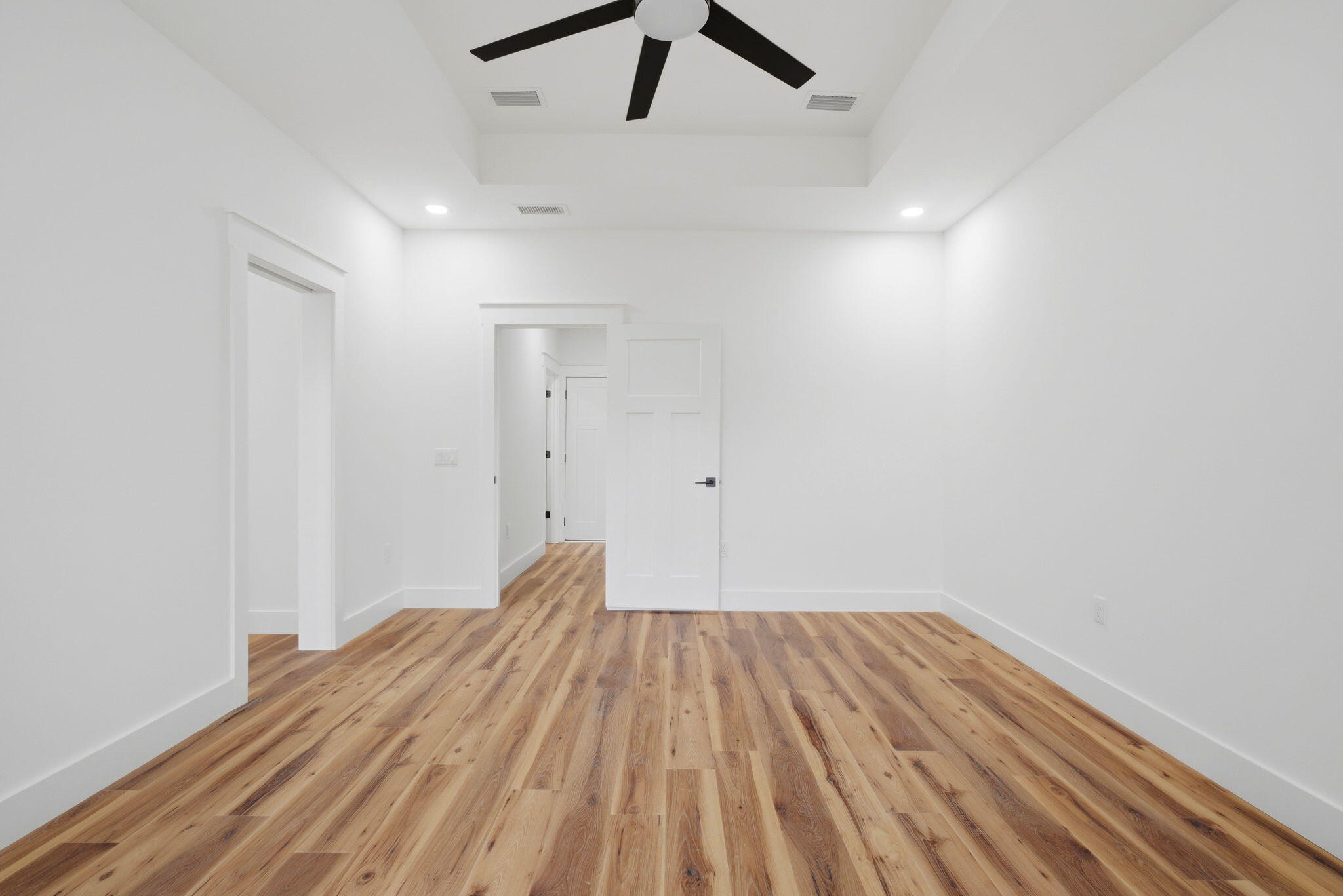 EAST BAY RIVER ESTATES - Residential