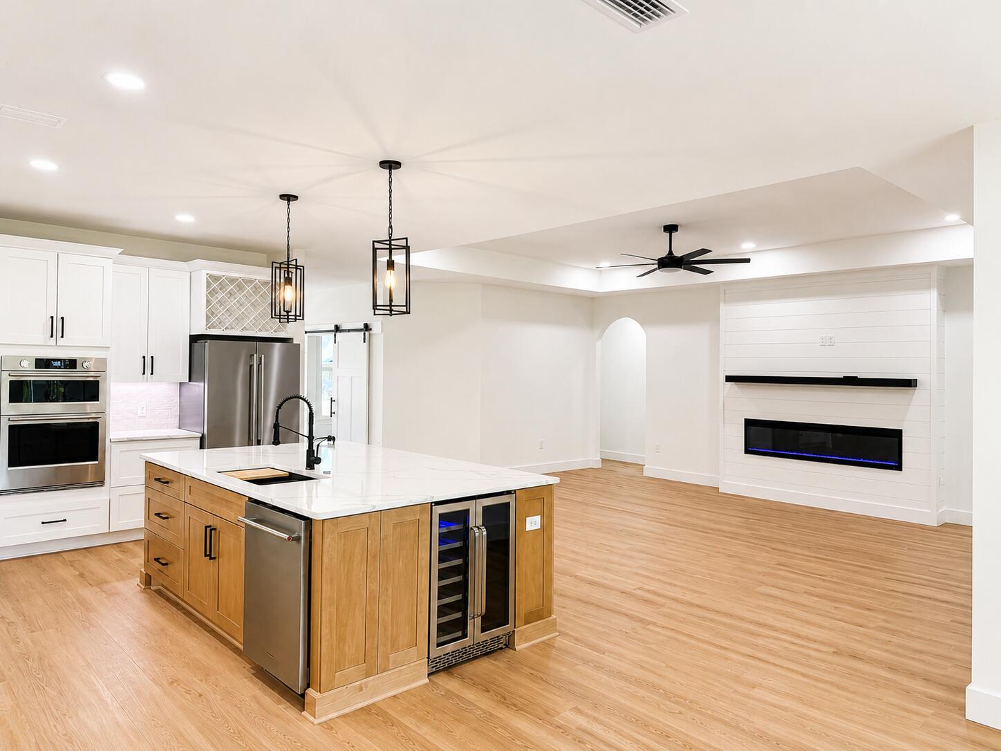 EAST BAY RIVER ESTATES - Residential