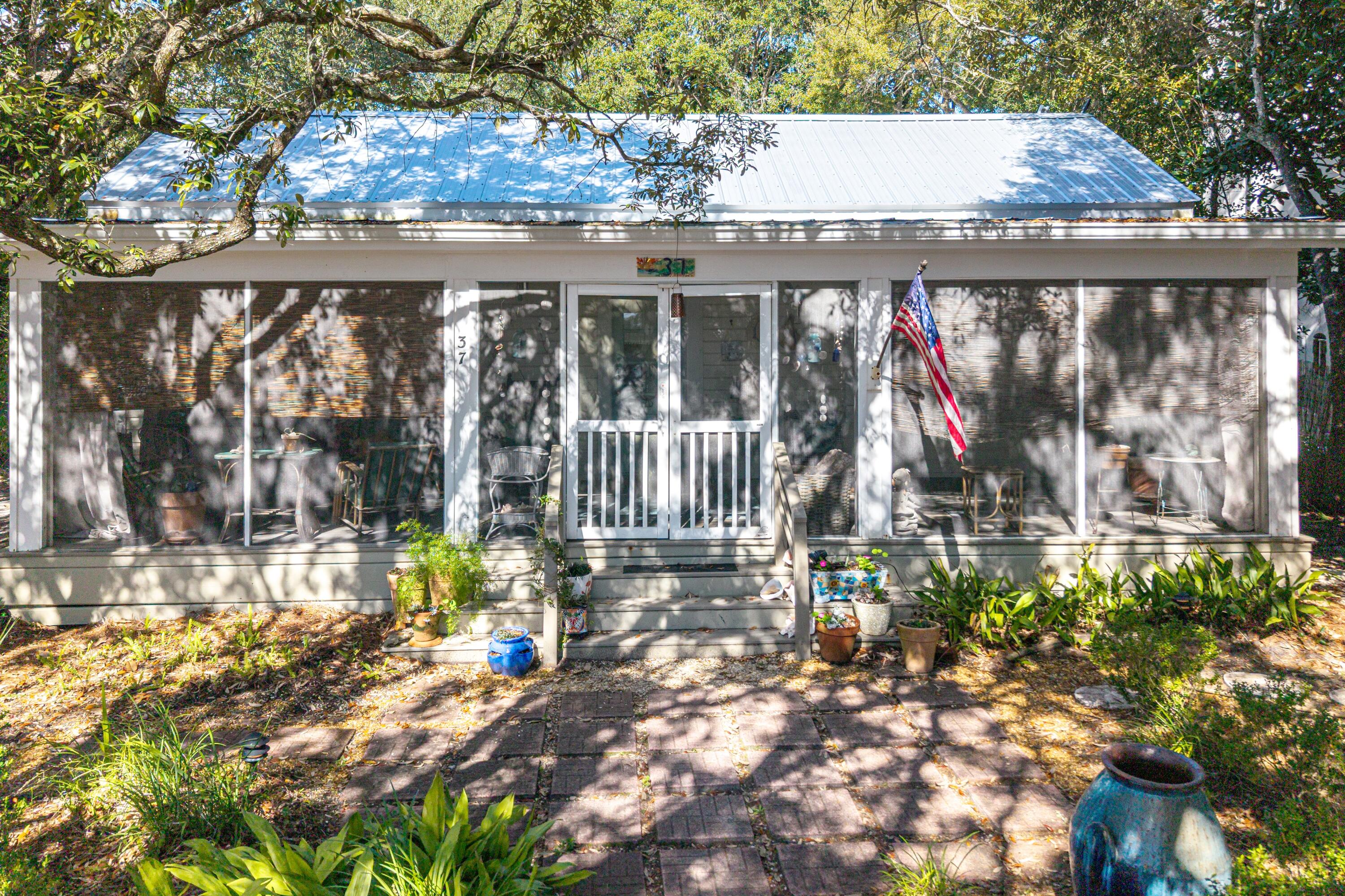 SEAGROVE 3RD ADDN - Residential