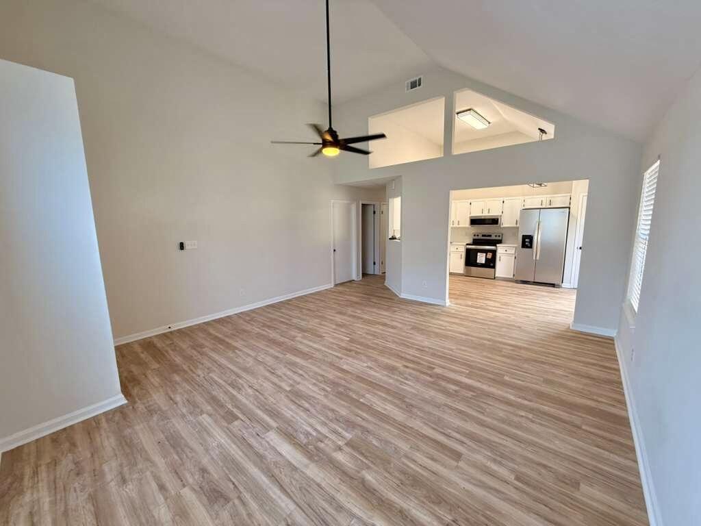 YORKTOWN AT WILLOW BEND - Residential