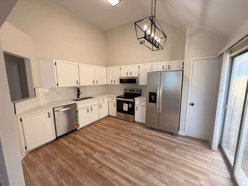 YORKTOWN AT WILLOW BEND - Residential