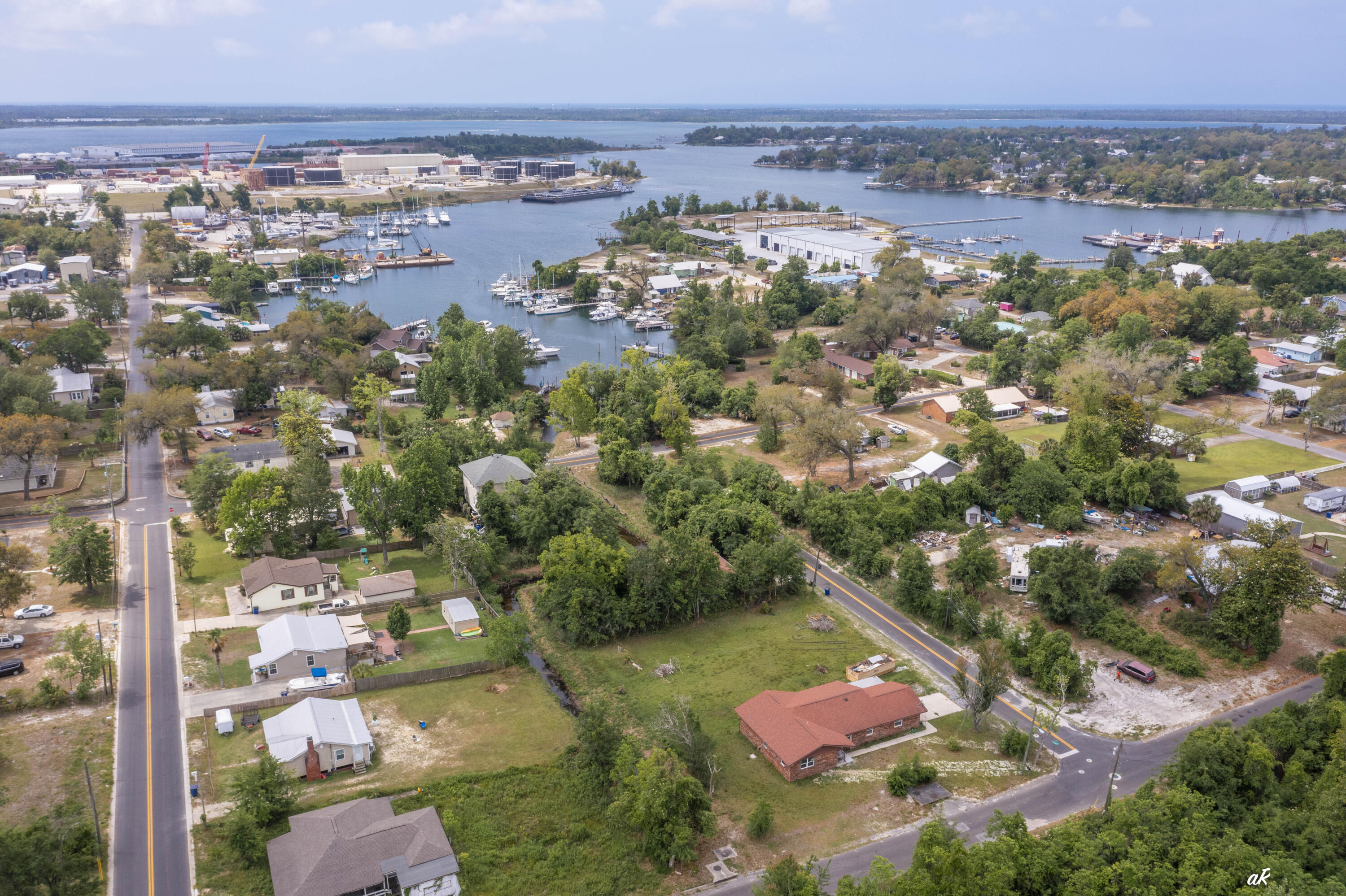 NO RECORDED SUBDIVISION - Residential
