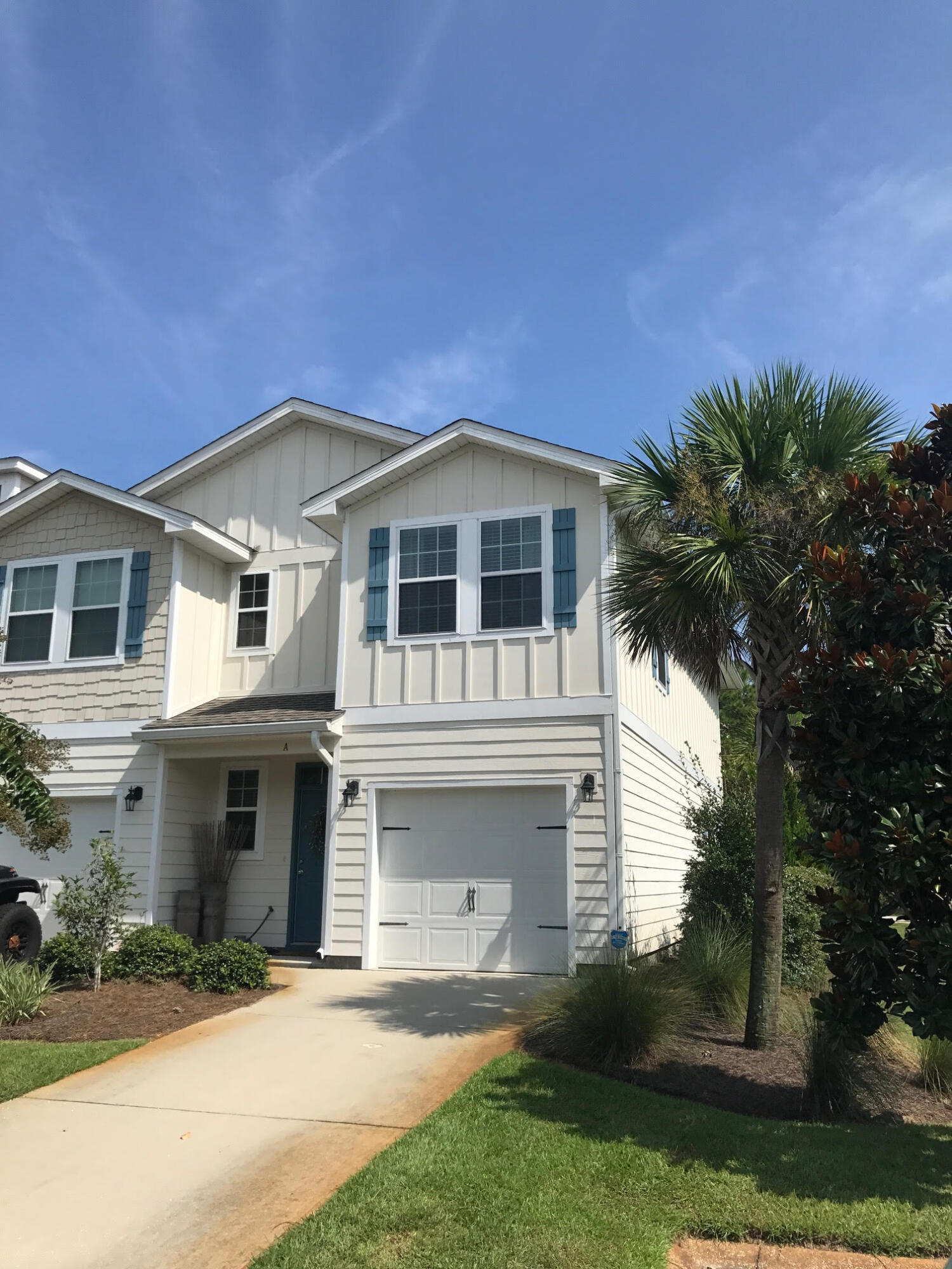 WATER OAKS T/H - Residential