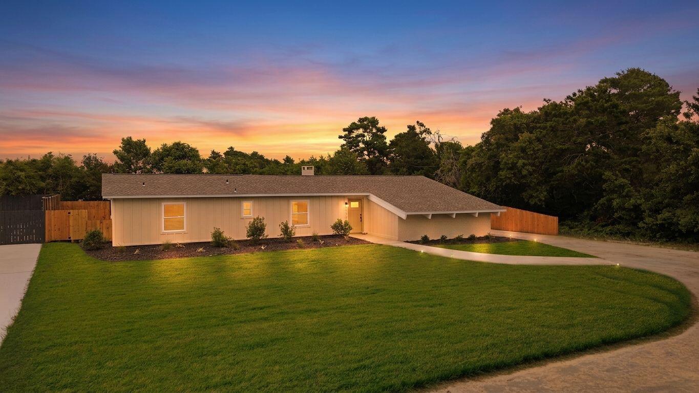 Diamond Head-Lakeside - Residential