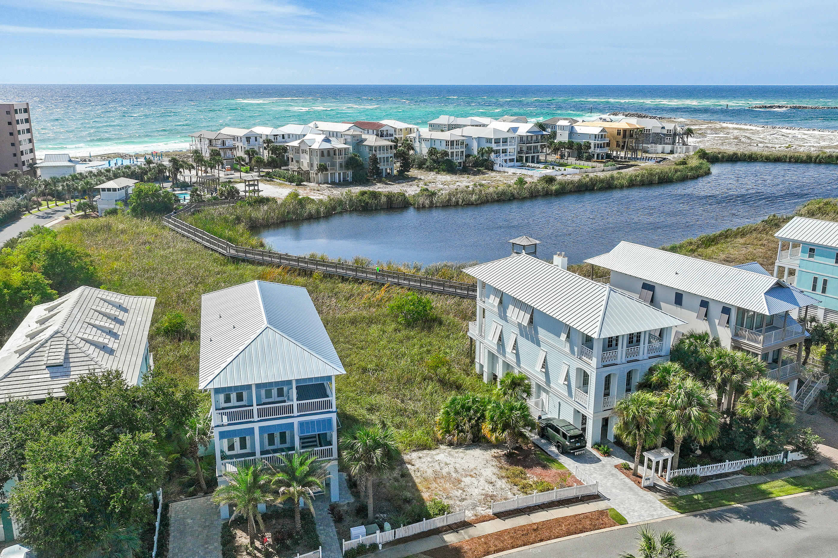 Destin Pointe - Residential
