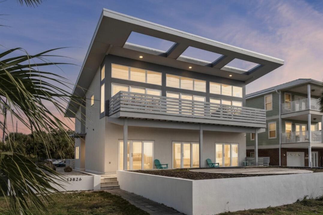 BID-A-WEE S/D - Residential