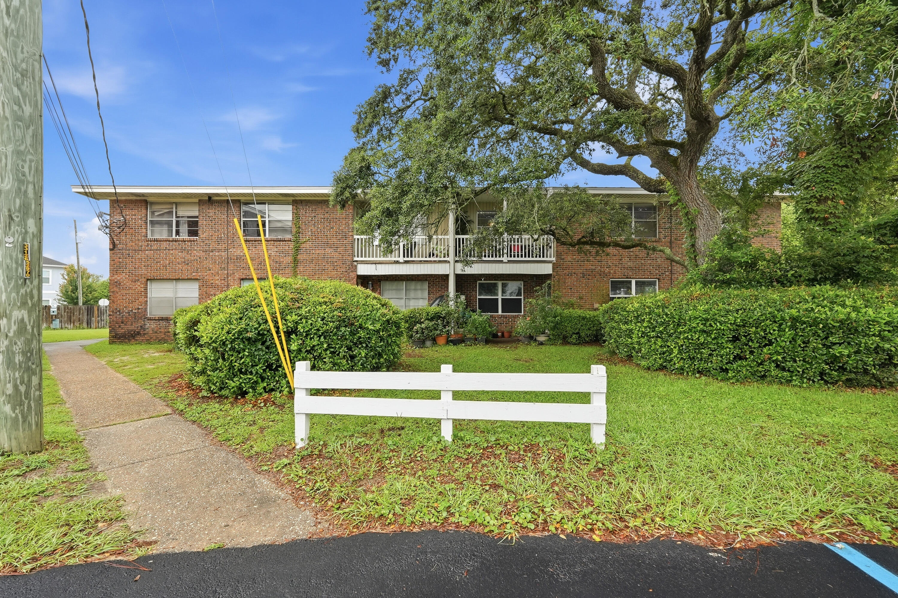 FAIR OAKS VILLAGE CONDO - Residential