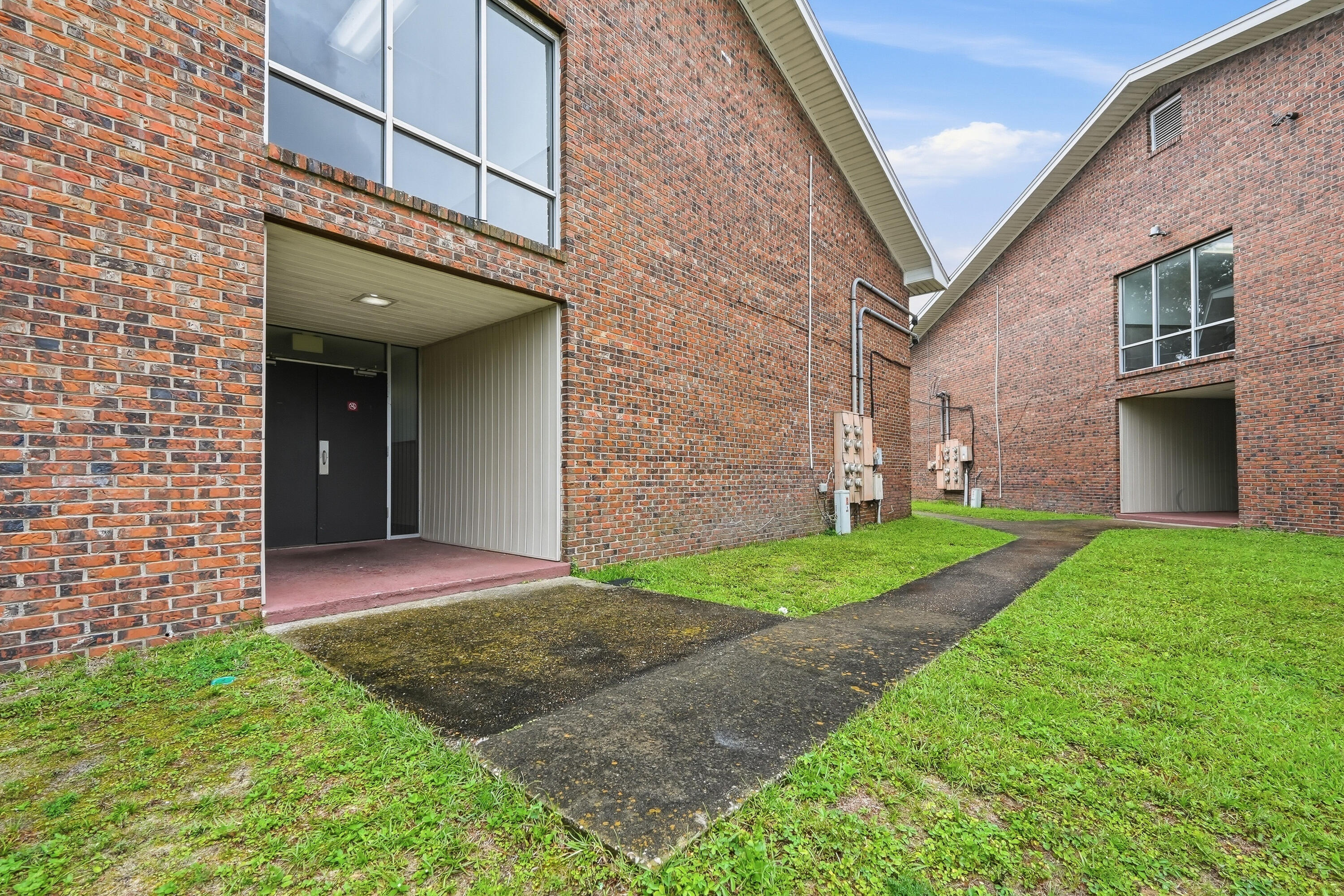 FAIR OAKS VILLAGE CONDO - Residential