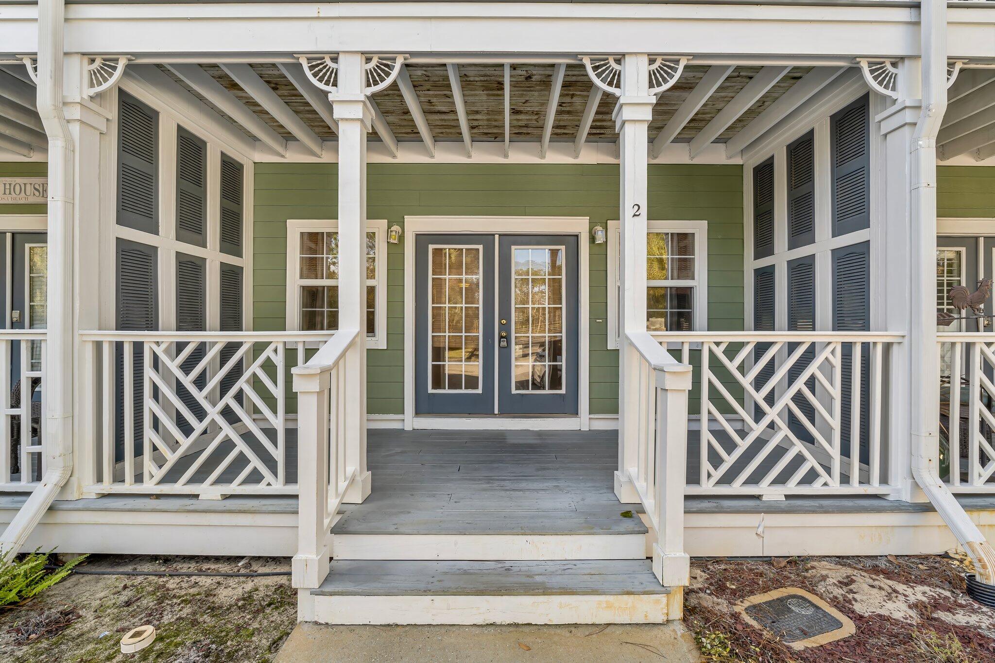 SANDAL BEACH - Residential Lease