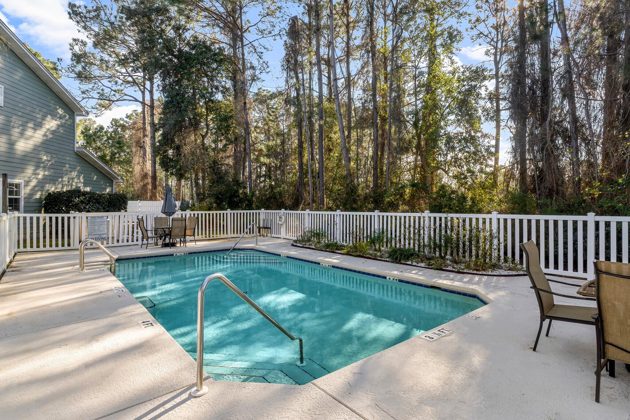 SANDAL BEACH - Residential Lease