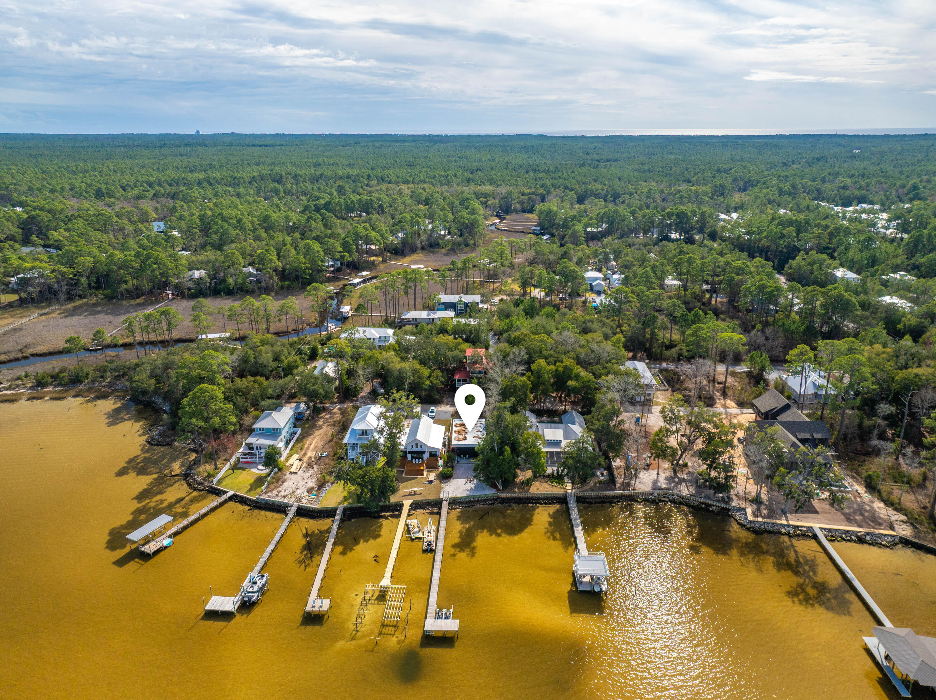 MAGNOLIA BEACH - Land