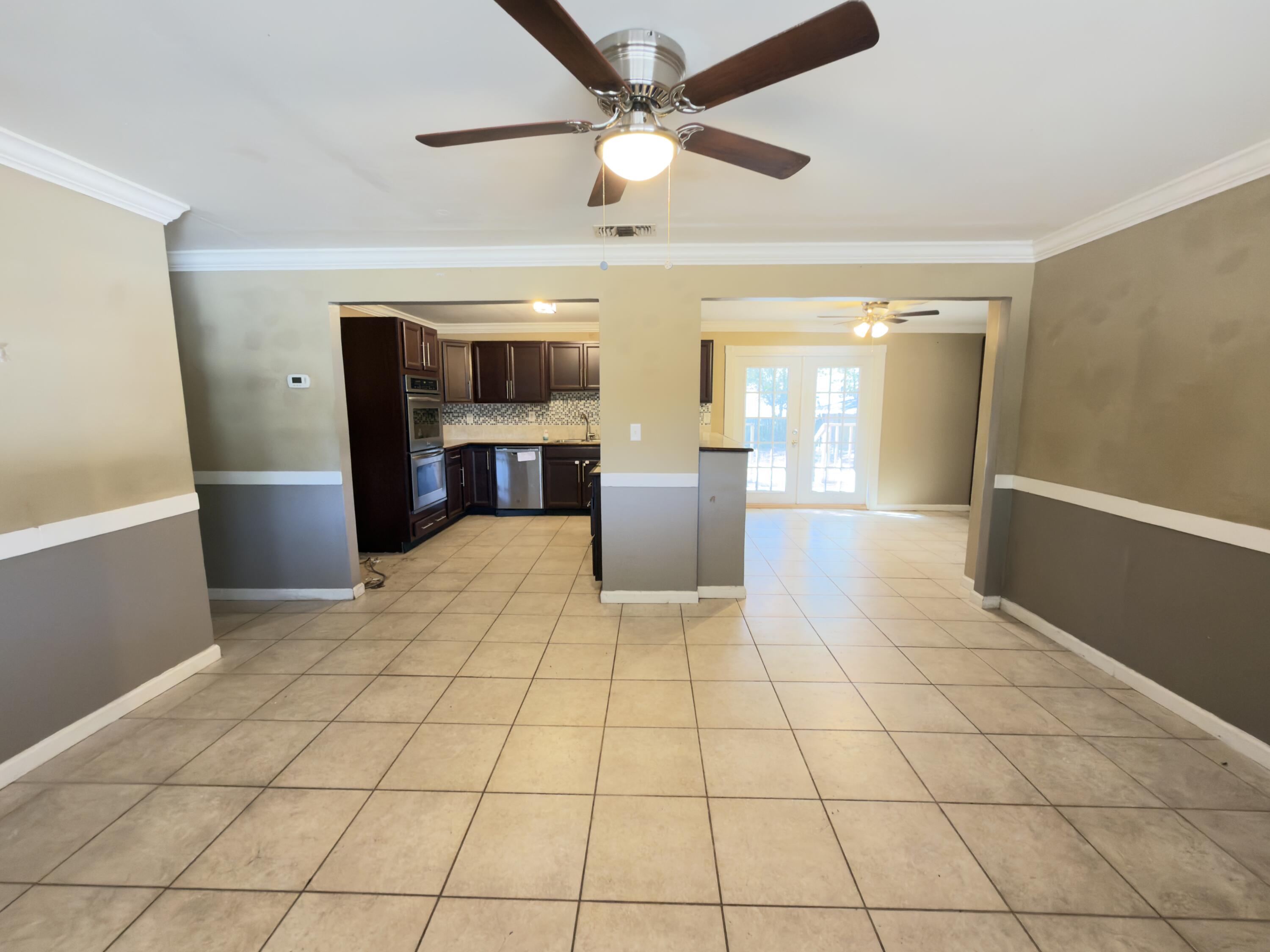 CRESTVIEW - Residential