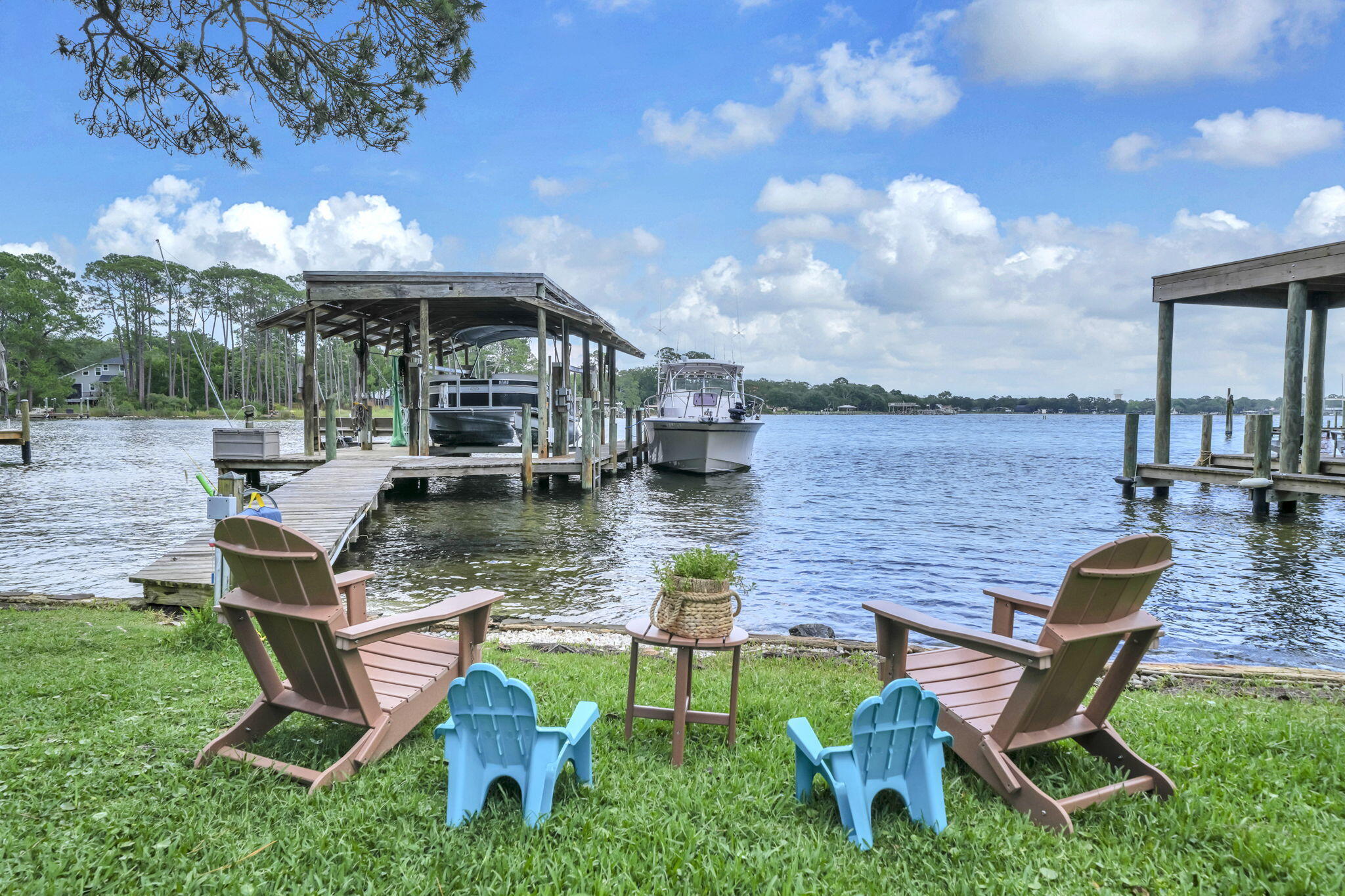 Poquito Bayou - Residential
